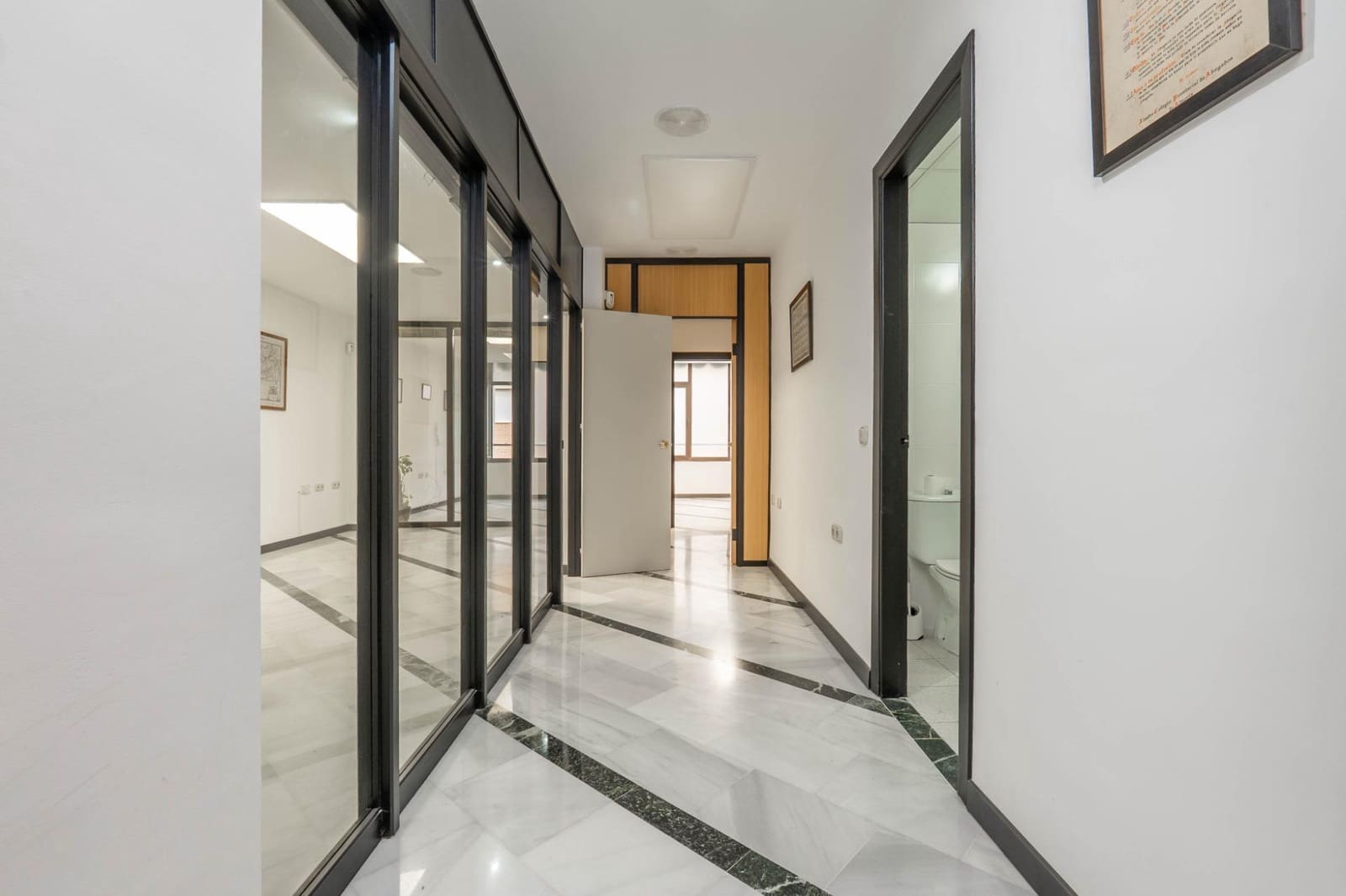 Kantoor te koop in El Ejido - € 54.000 (Ref: 9674955)