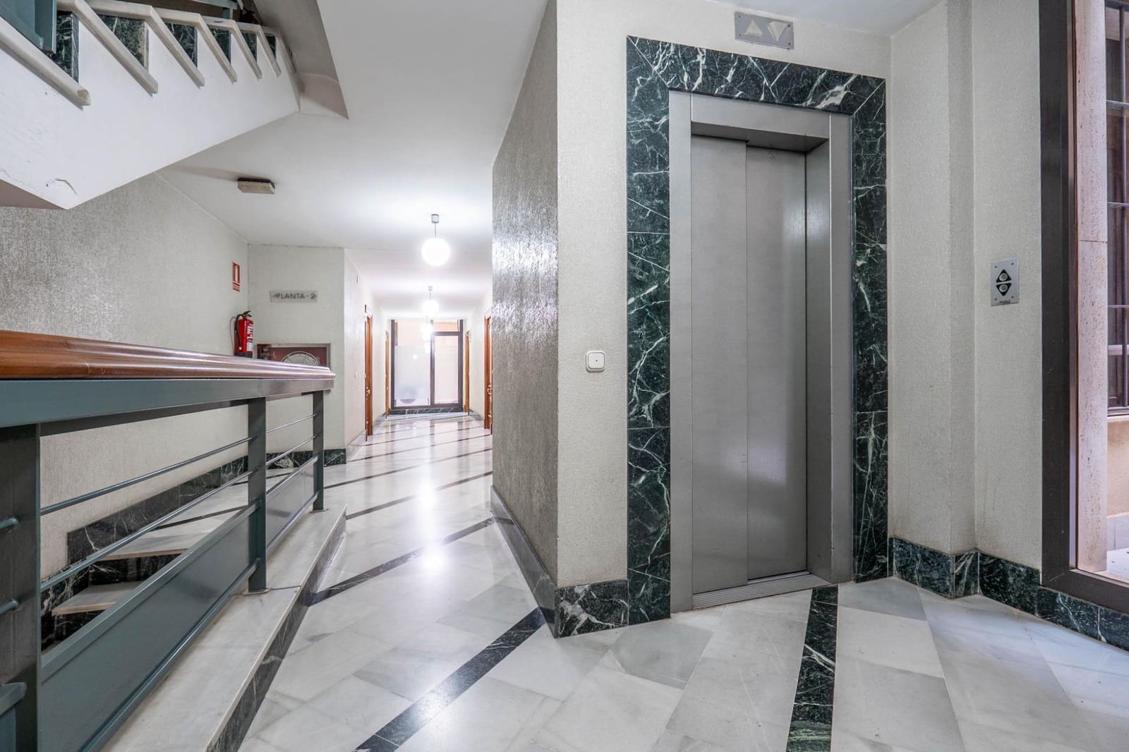 Kantoor te koop in El Ejido - € 54.000 (Ref: 9674955)