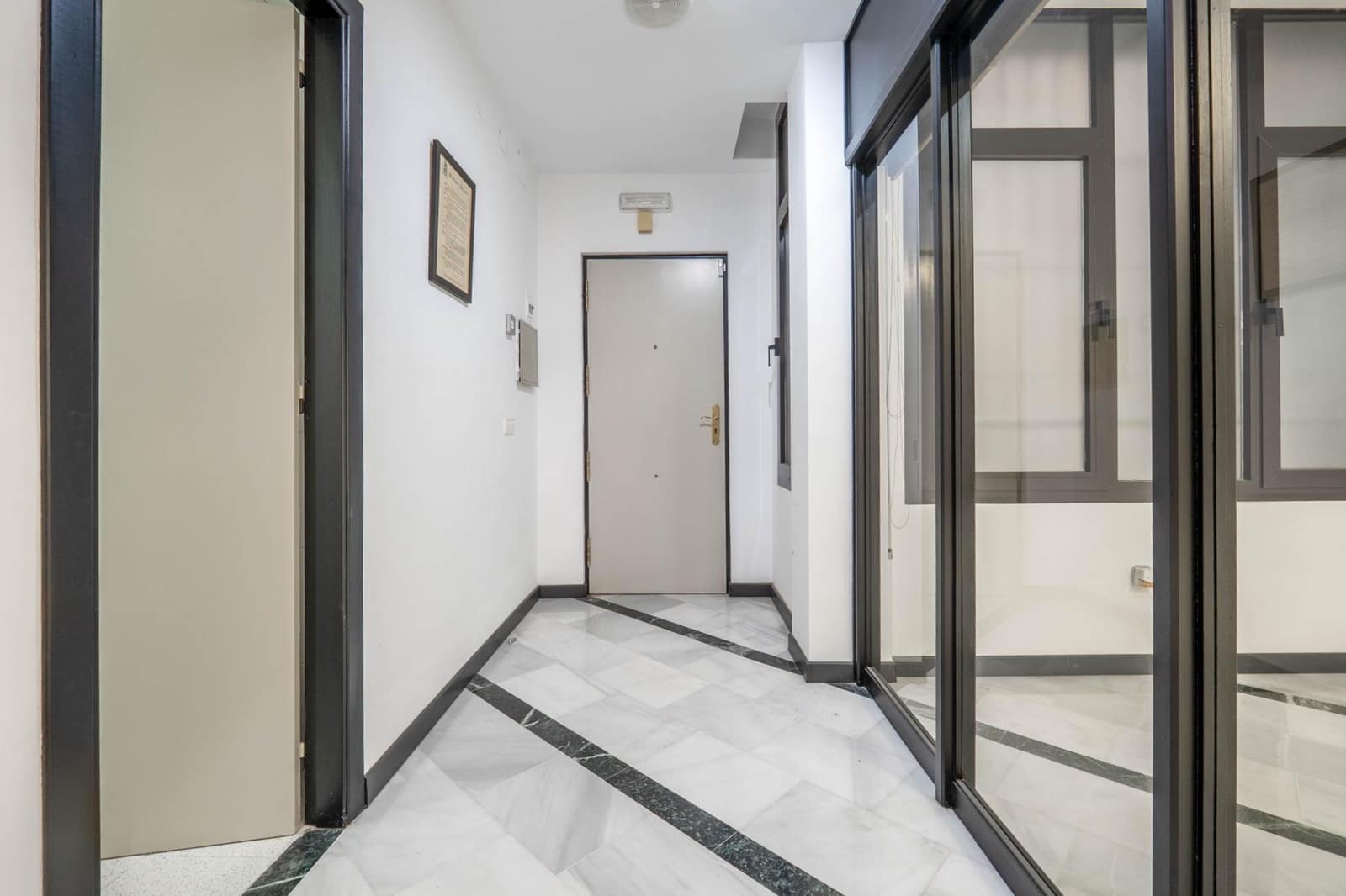 Kantoor te koop in El Ejido - € 54.000 (Ref: 9674955)