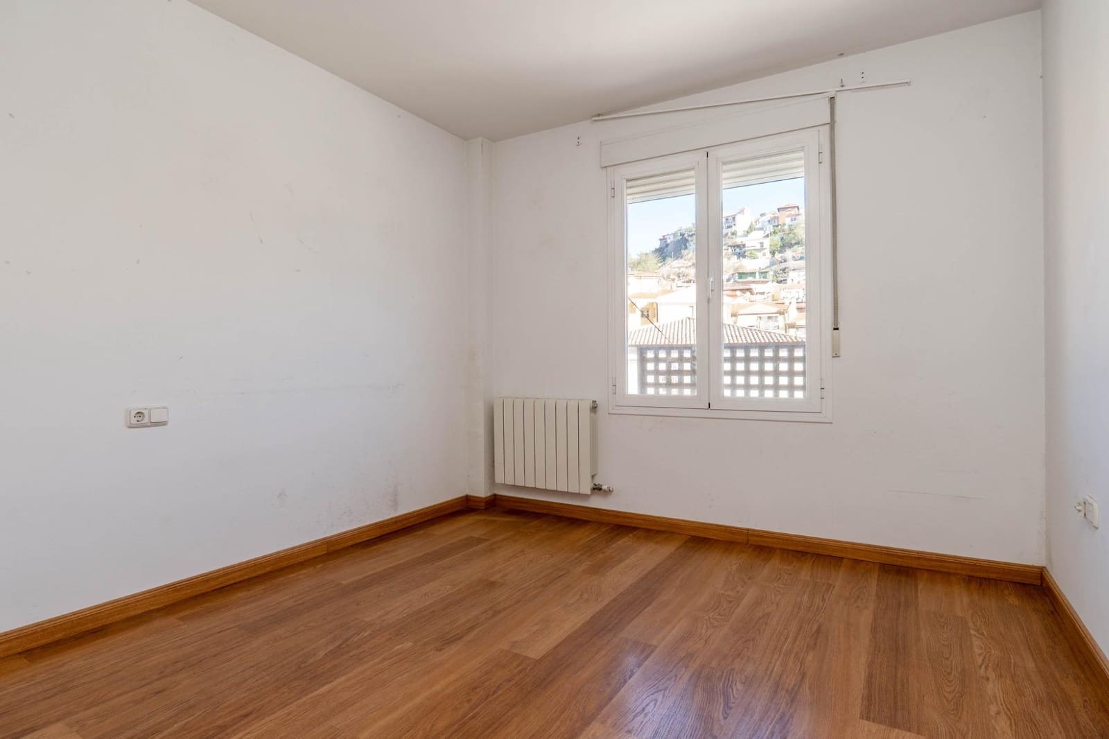 Casa de 3 habitaciones en Cenes de la Vega en venta con piscina garaje - 298.000 € (Ref: 9674957)