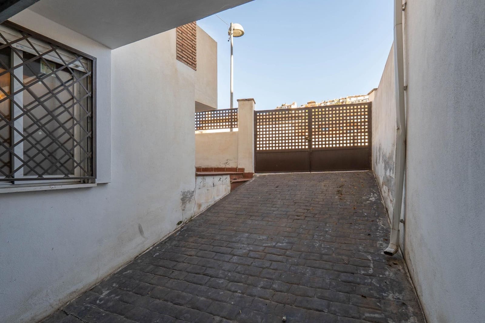 Casa de 3 habitaciones en Cenes de la Vega en venta con piscina garaje - 298.000 € (Ref: 9674957)