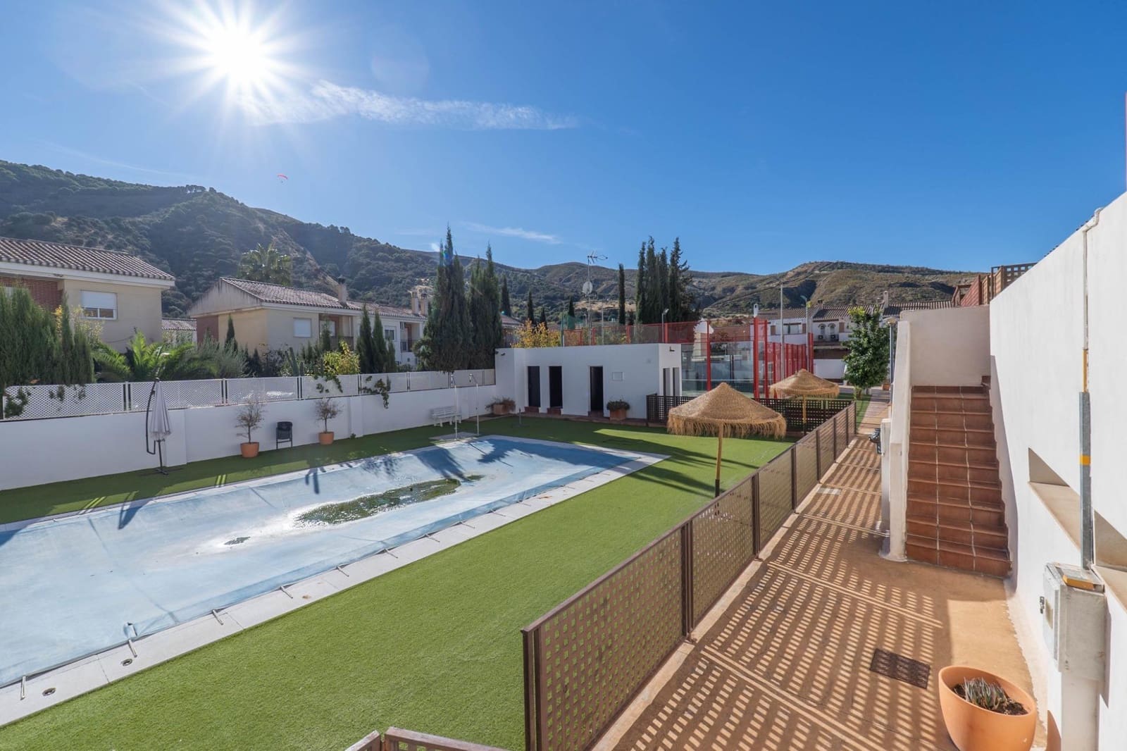 Casa de 3 habitaciones en Cenes de la Vega en venta con piscina garaje - 298.000 € (Ref: 9674957)