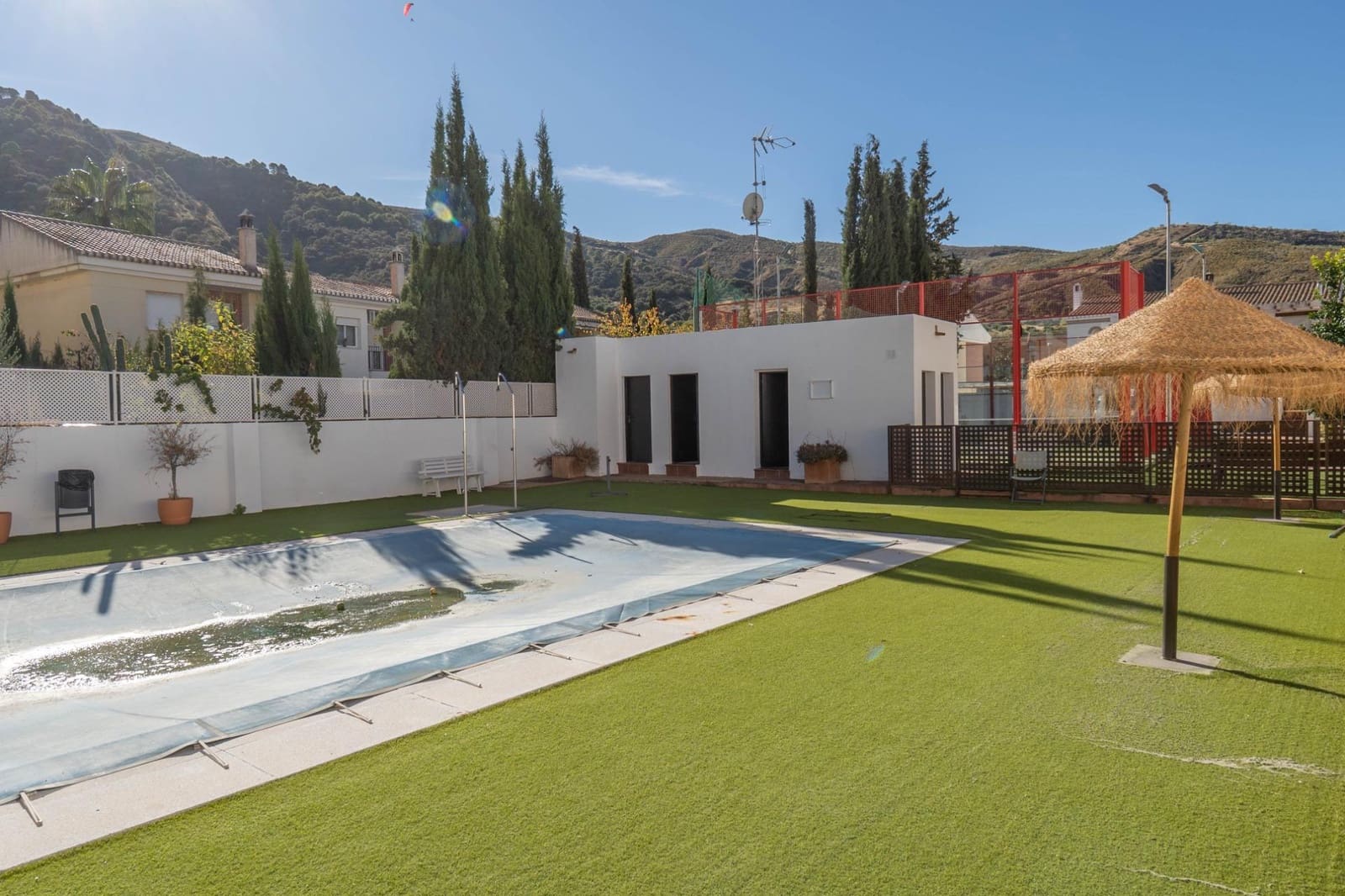 Casa de 3 habitaciones en Cenes de la Vega en venta con piscina garaje - 298.000 € (Ref: 9674957)