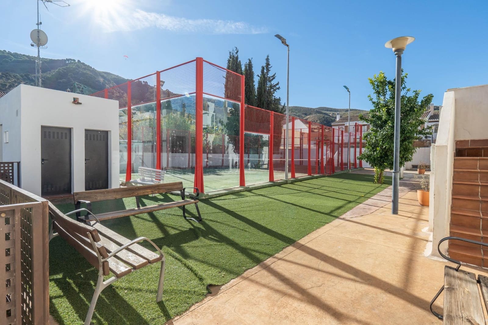 Casa de 3 habitaciones en Cenes de la Vega en venta con piscina garaje - 298.000 € (Ref: 9674957)