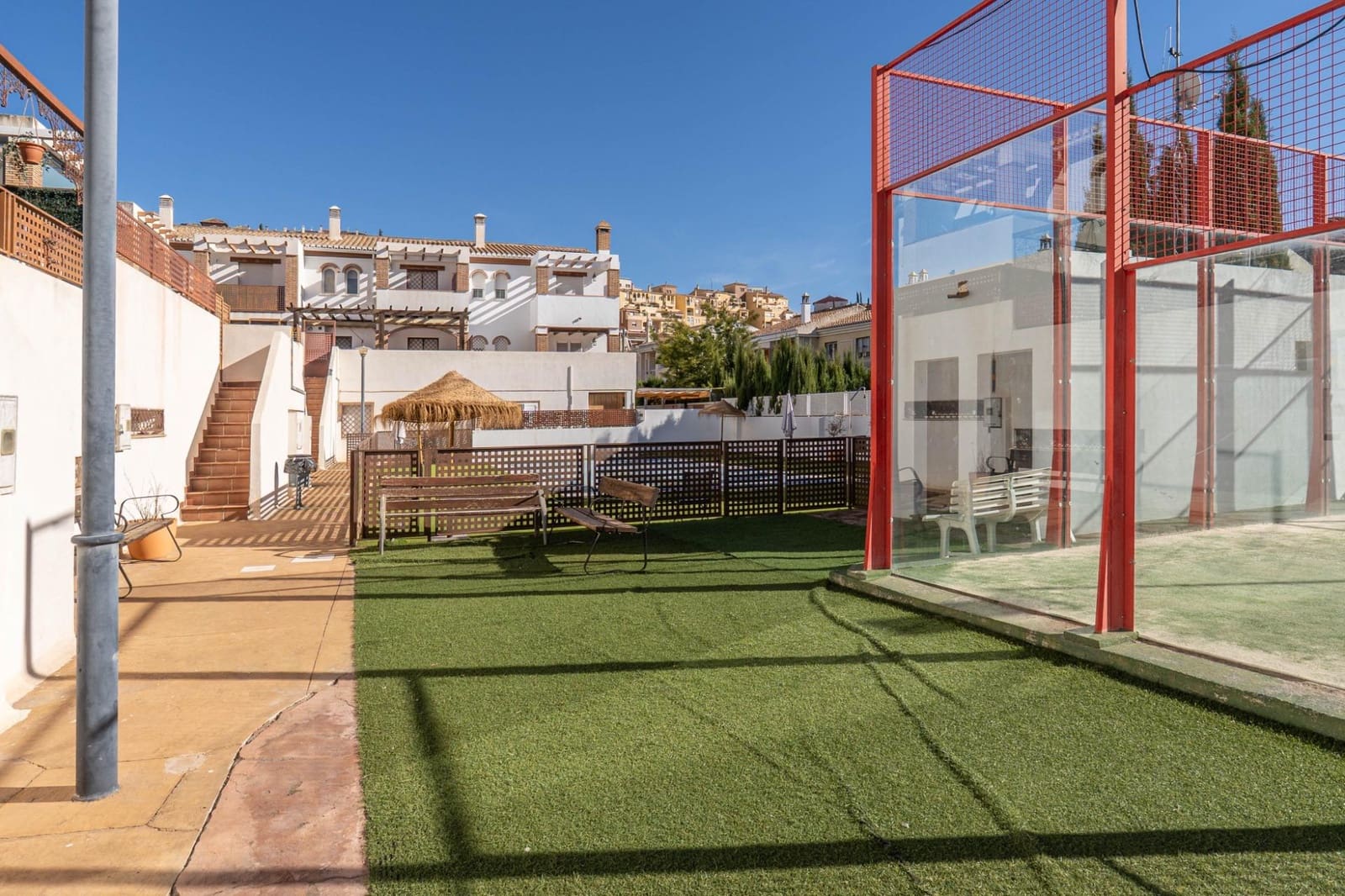 Casa de 3 habitaciones en Cenes de la Vega en venta con piscina garaje - 298.000 € (Ref: 9674957)
