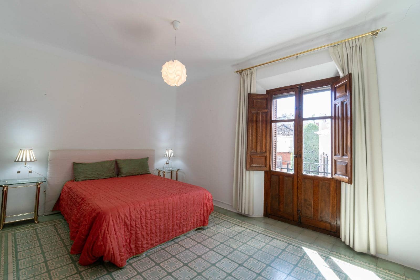 5 soverom Villa til salgs i Granada by med svømmebasseng - € 350 000 (Ref: 9674959)