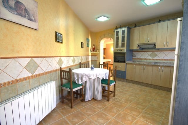 5 soverom Rekkehus til salgs i Pozo Alcón med garasje - € 180 000 (Ref: 9674960)