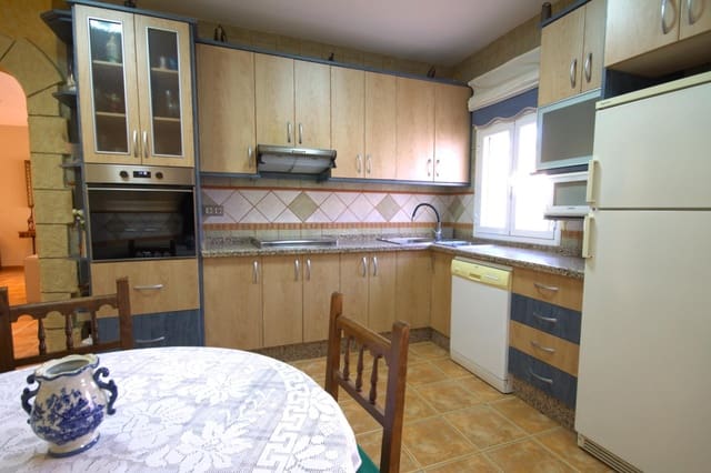 5 soverom Rekkehus til salgs i Pozo Alcón med garasje - € 180 000 (Ref: 9674960)