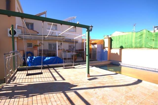 6 soverom Rekkehus til salgs i Pozo Alcón med svømmebasseng garasje - € 189 000 (Ref: 9674961)