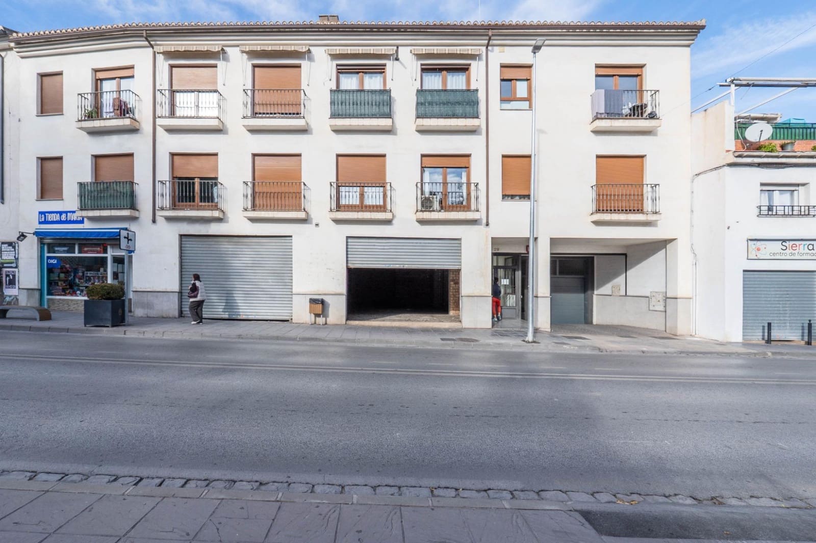 Kommersiell til salgs i Ogijares - € 94 900 (Ref: 9674962)