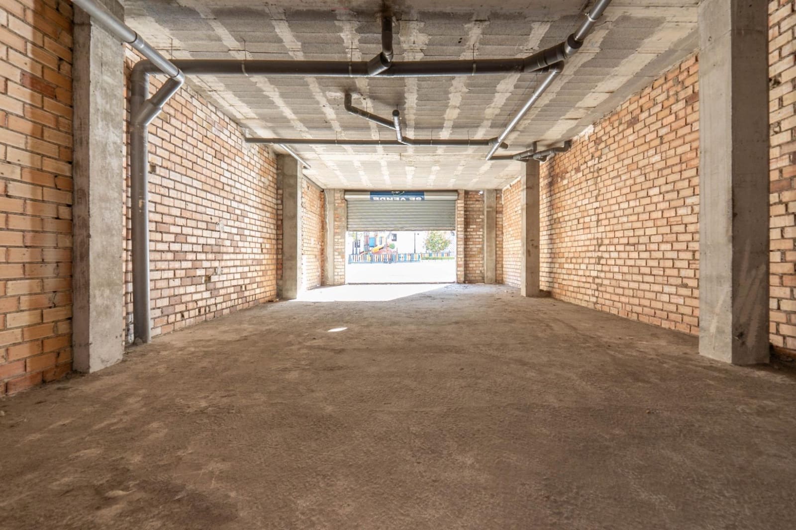 Kommersiell til salgs i Ogijares - € 94 900 (Ref: 9674962)