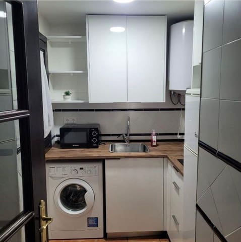 Apartamento de 1 habitación en Churriana de la Vega en venta - 130.000 € (Ref: 9674963)