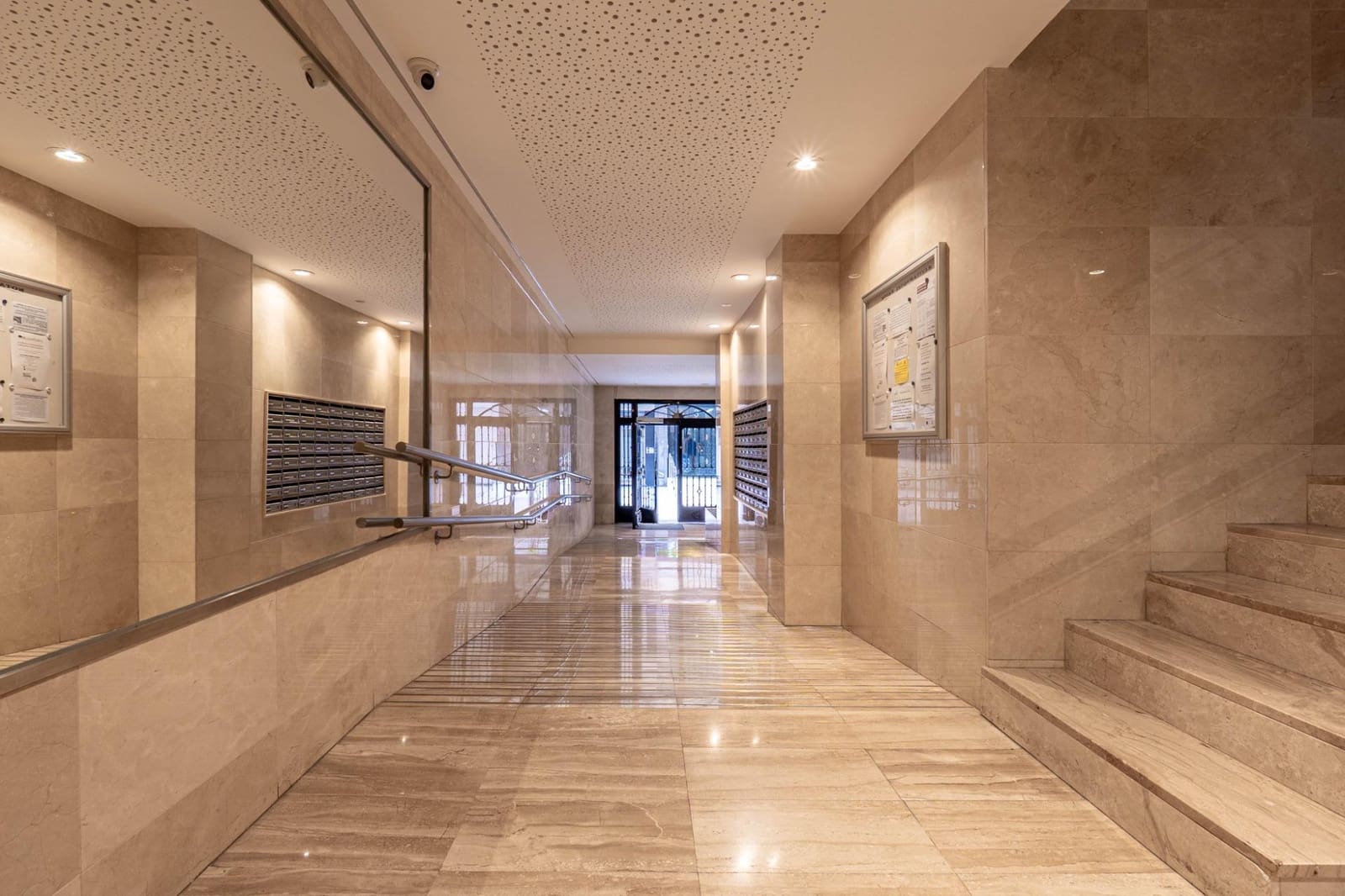 3 sovrum Lägenhet till salu i Granada stad - 320 000 € (Ref: 9674964)