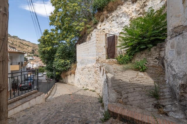 Cave House for sale in Monachil - € 80,000 (Ref: 9674967)