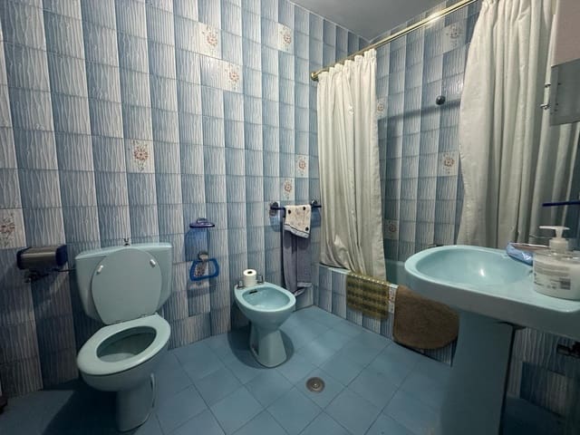 7 chambre Maison de Ville à vendre à Cádiar avec garage - 69 900 € (Ref: 9674968)