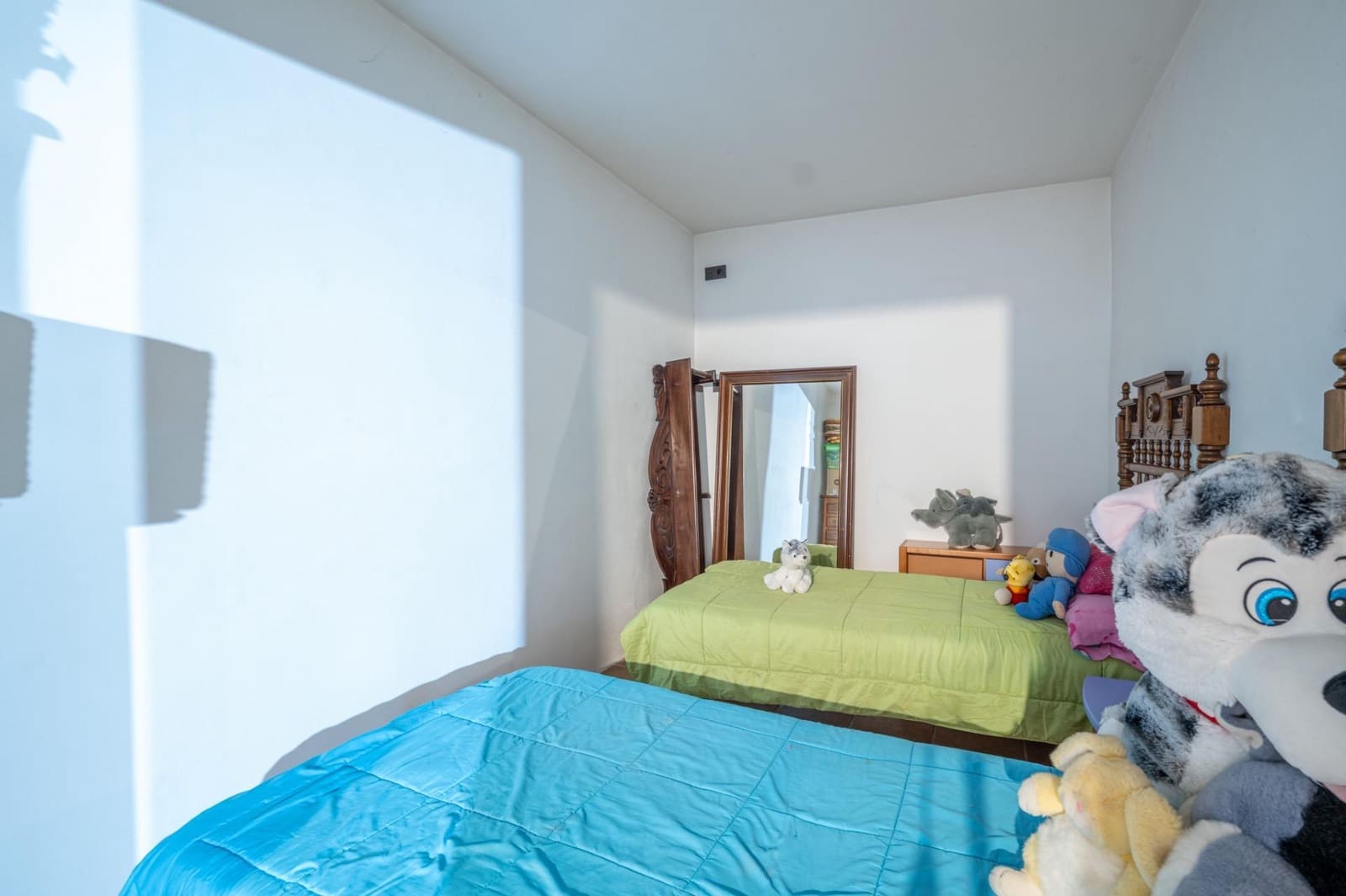 6 soverom Villa til salgs i Otura med svømmebasseng garasje - € 444 990 (Ref: 9674971)