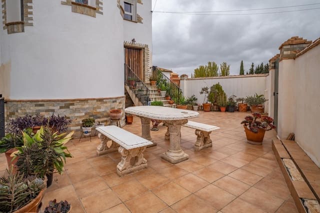 Chalet de 6 habitaciones en Otura en venta con piscina garaje - 444.990 € (Ref: 9674971)