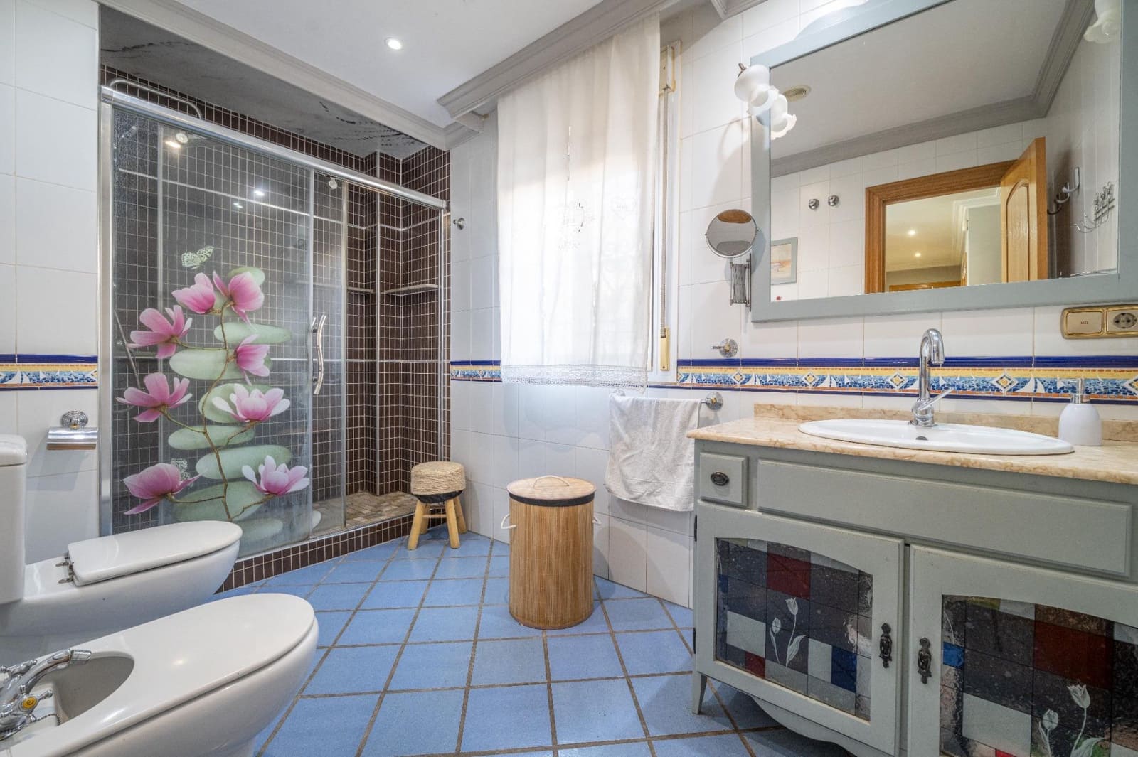 Chalet de 5 habitaciones en Huétor Vega en venta con garaje - 419.000 € (Ref: 9674972)