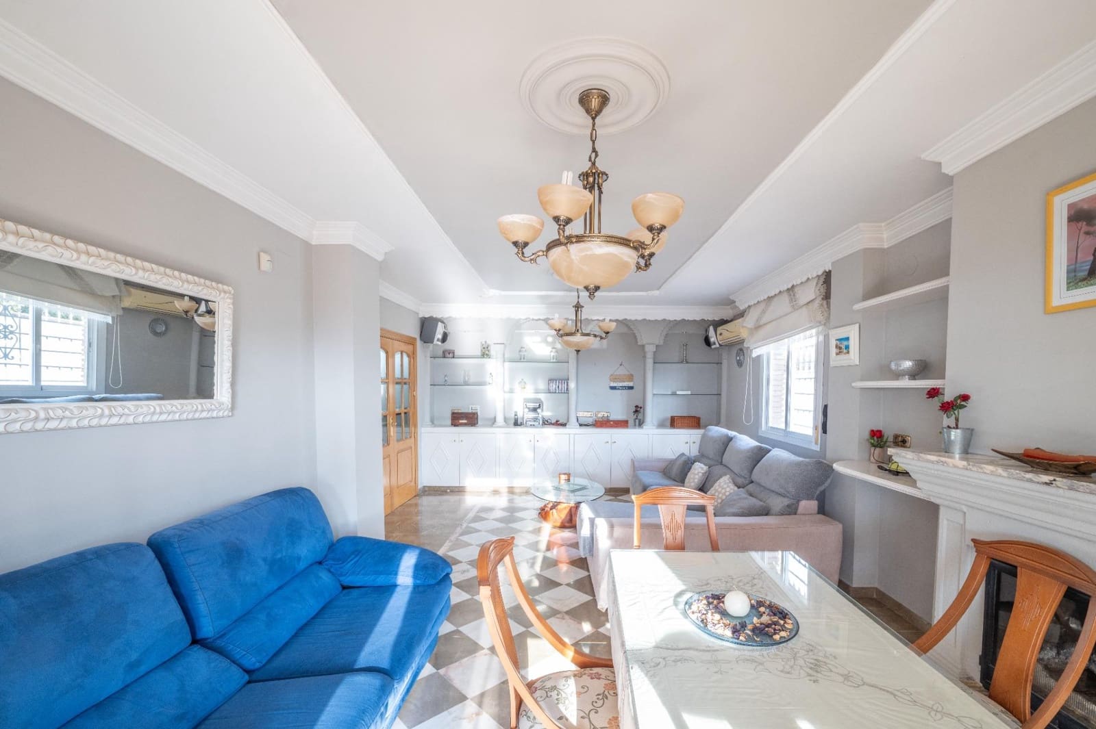 Chalet de 5 habitaciones en Huétor Vega en venta con garaje - 419.000 € (Ref: 9674972)