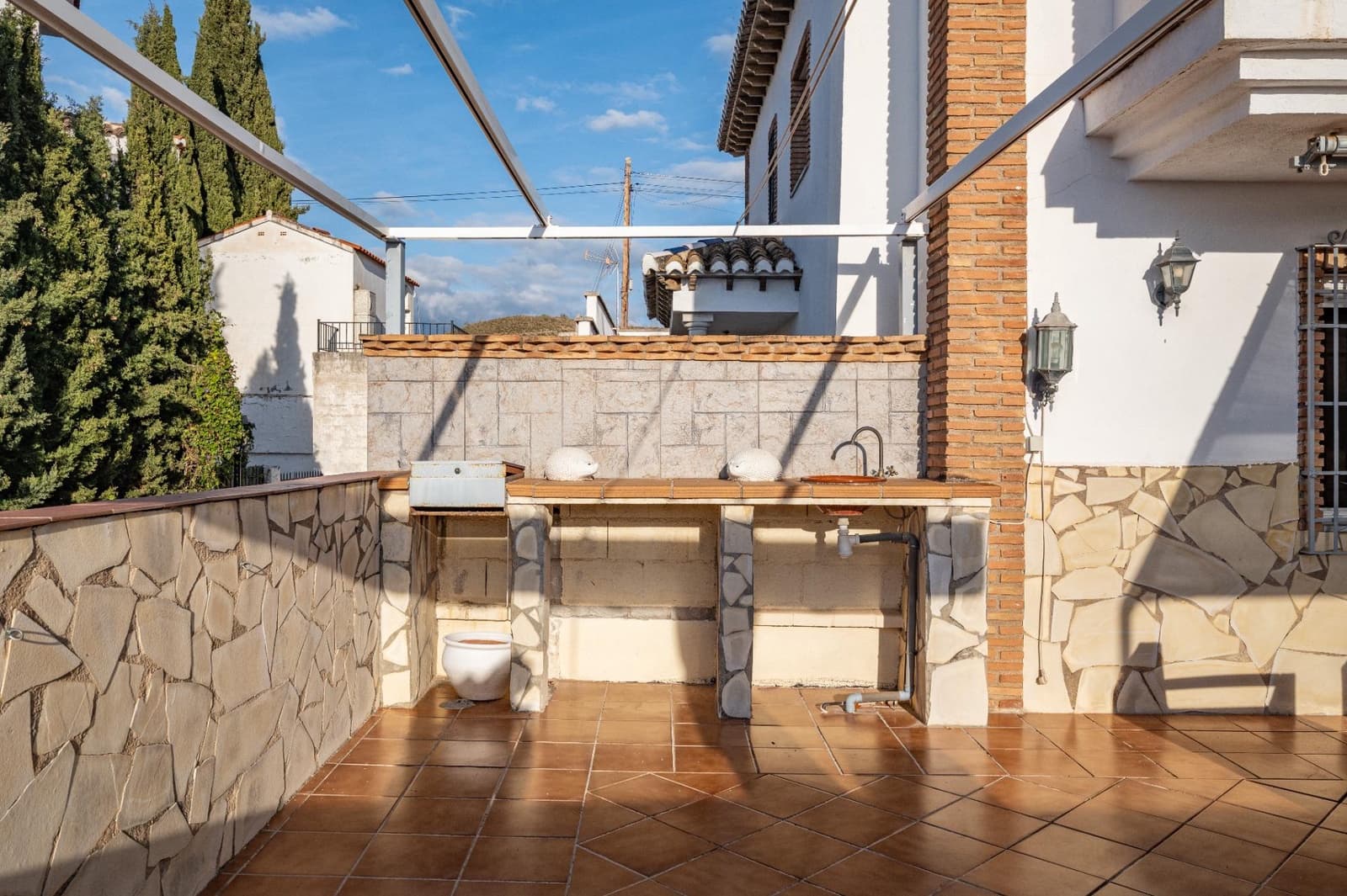 Chalet de 5 habitaciones en Huétor Vega en venta con garaje - 419.000 € (Ref: 9674972)