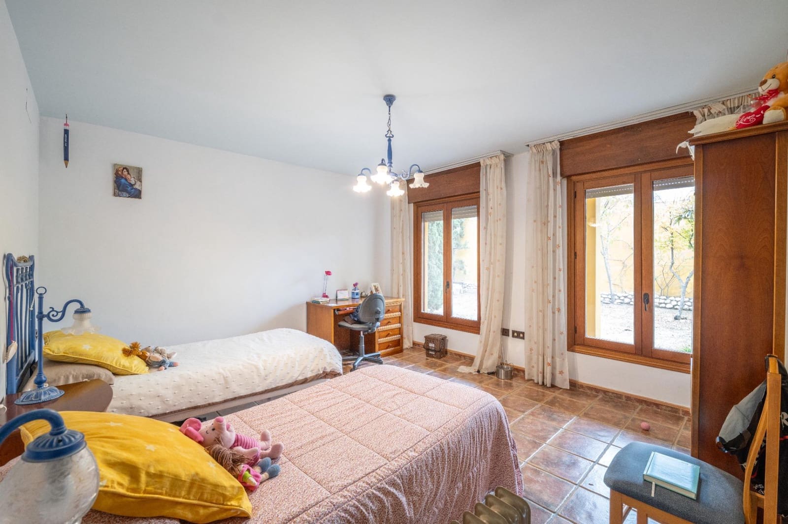 Chalet de 7 habitaciones en Alhendín en venta con piscina garaje - 599.000 € (Ref: 9674975)