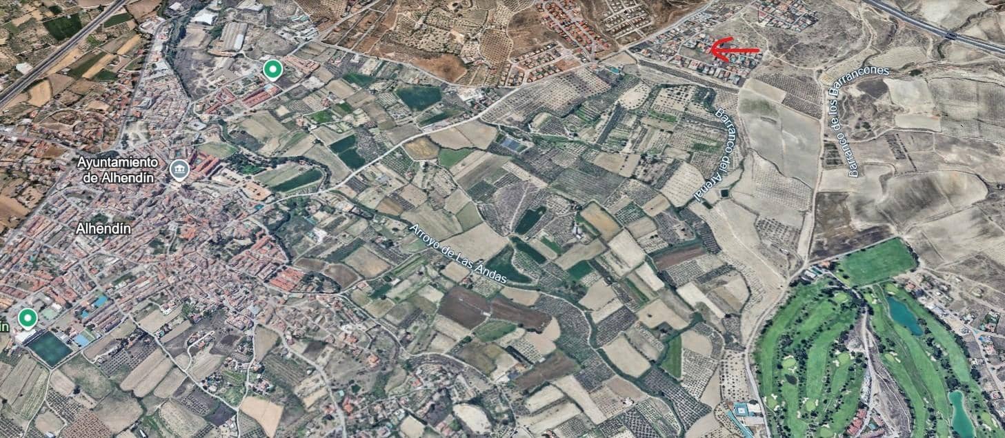 Chalet de 7 habitaciones en Alhendín en venta con piscina garaje - 599.000 € (Ref: 9674975)