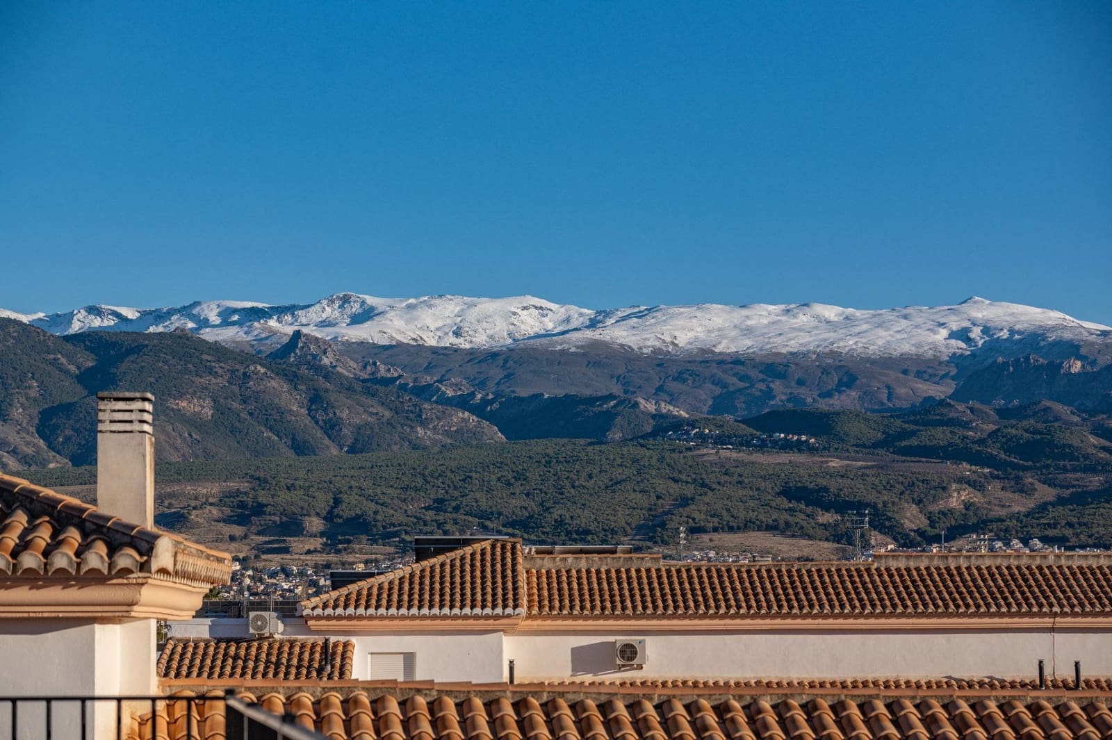 3 bedroom Penthouse for sale in Armilla with garage - € 319,000 (Ref: 9674977)