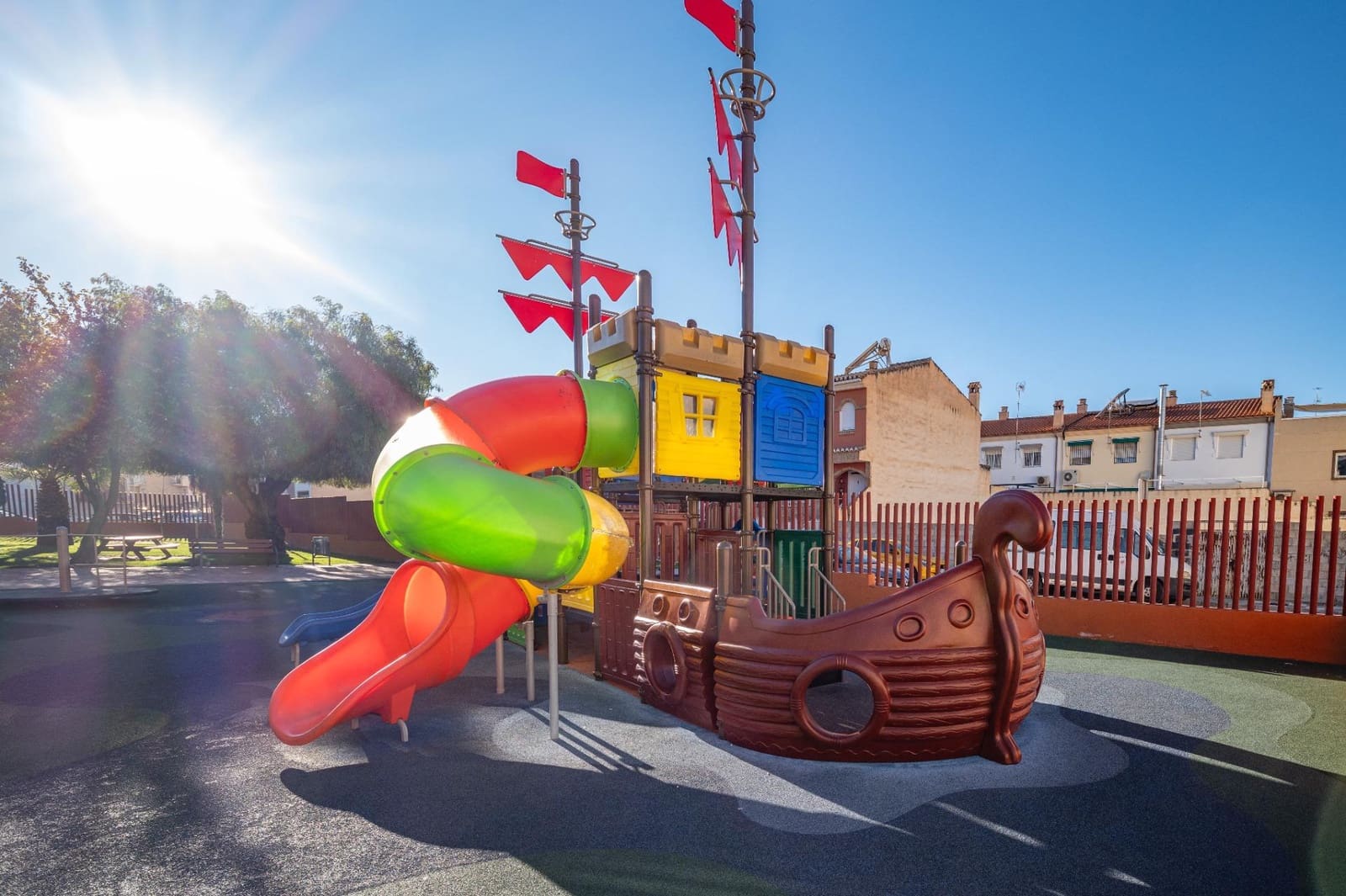 3 bedroom Penthouse for sale in Armilla with garage - € 319,000 (Ref: 9674977)