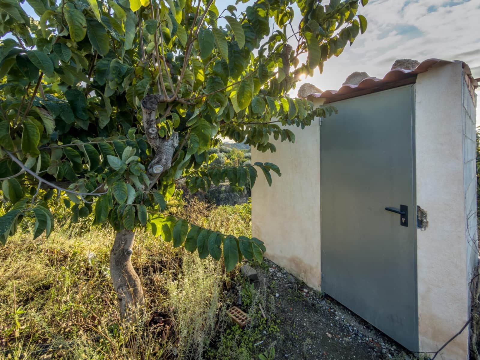 1 bedroom Finca/Country House for sale in Los Guajares with garage - € 89,900 (Ref: 9674979)