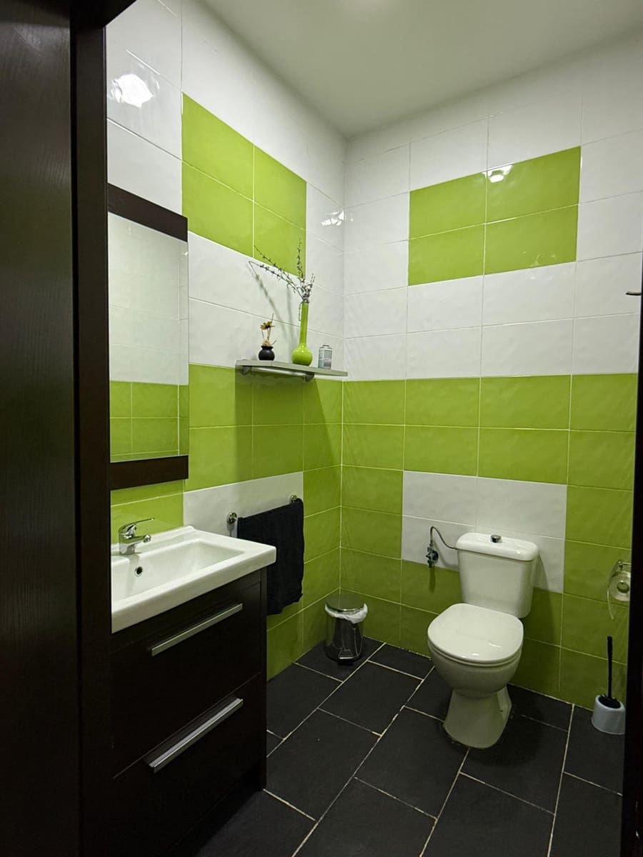 2 sovrum Företag att hyra i Churriana de la Vega - 700 € (Ref: 9674980)