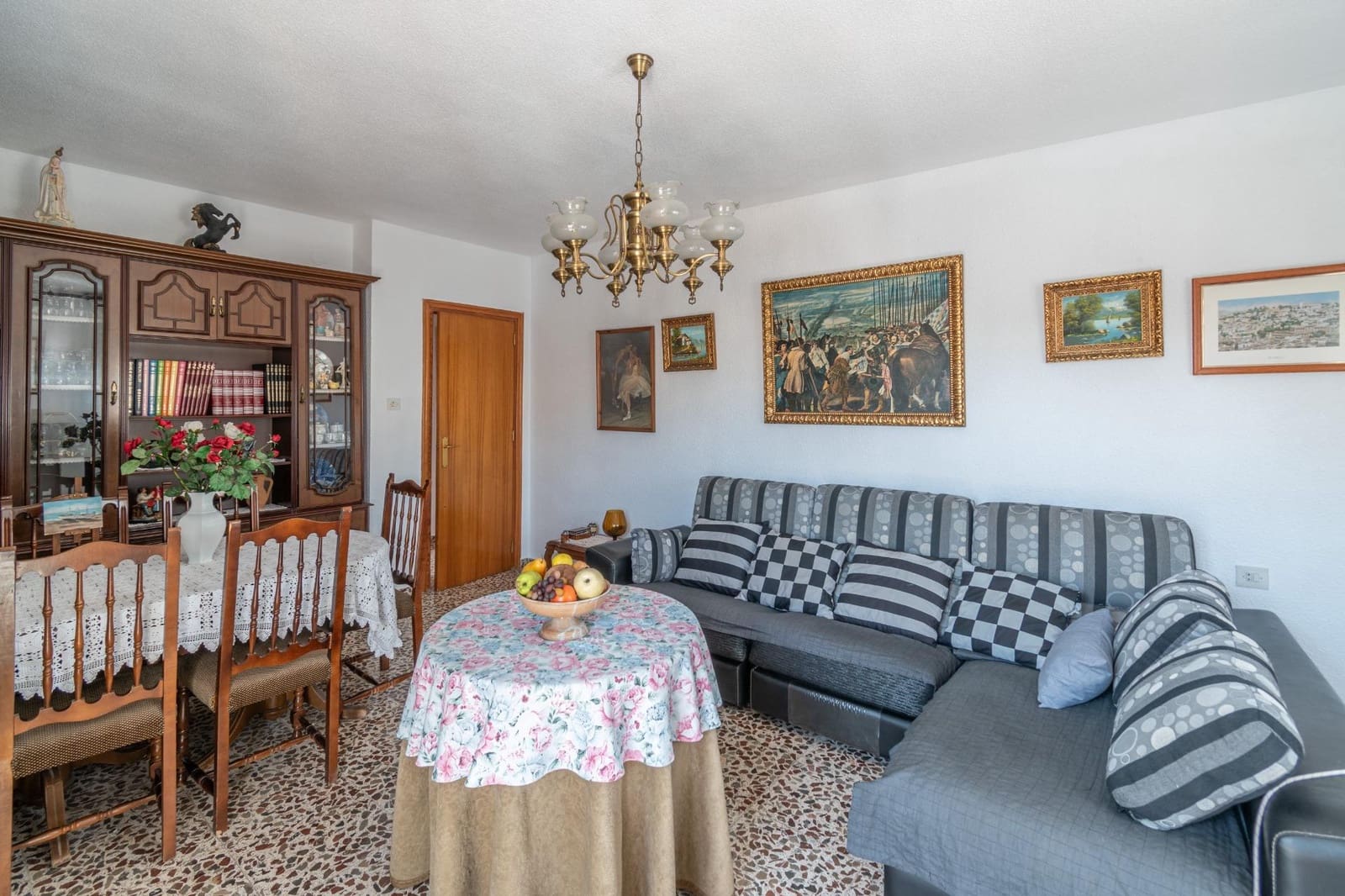 4 bedroom Townhouse for sale in Atarfe with pool - € 280,000 (Ref: 9674982)