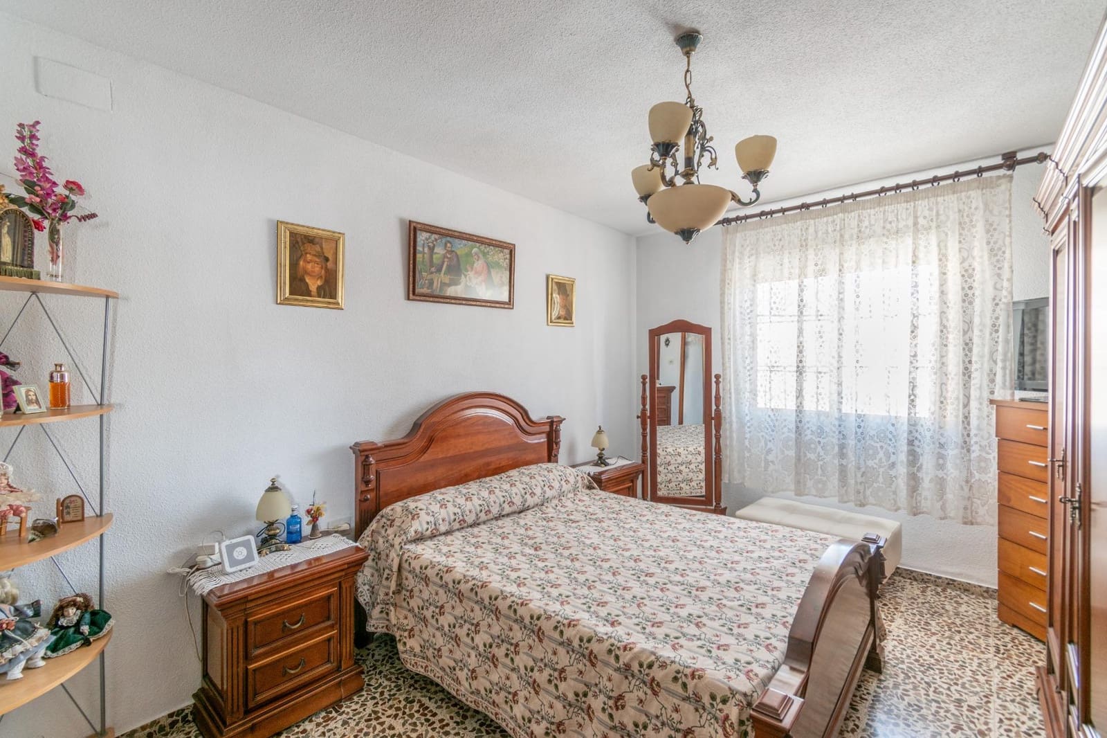 4 bedroom Townhouse for sale in Atarfe with pool - € 280,000 (Ref: 9674982)