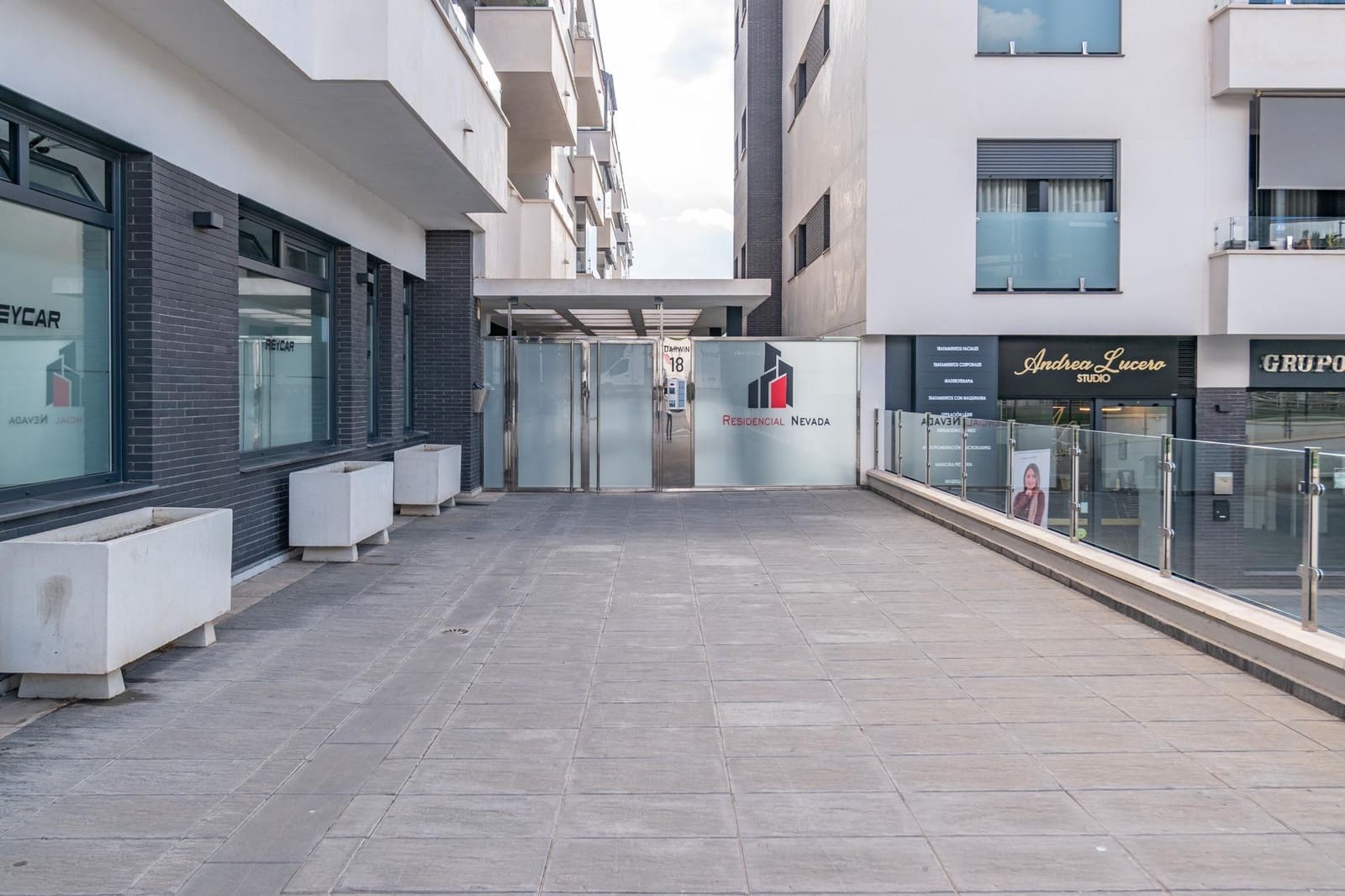 Piso de 3 habitaciones en Armilla en venta con piscina - 462.000 € (Ref: 9674983)