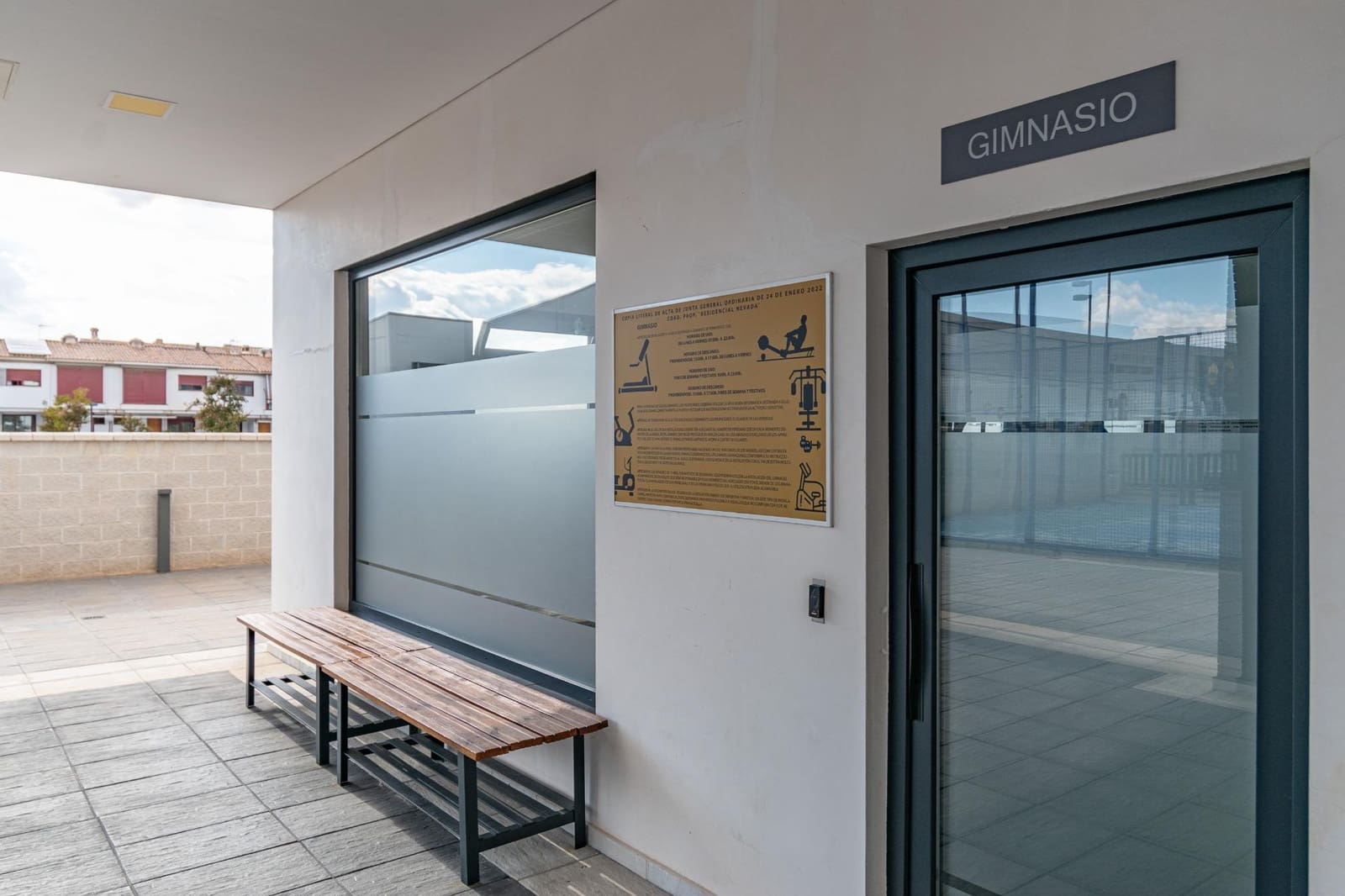 Piso de 3 habitaciones en Armilla en venta con piscina - 462.000 € (Ref: 9674983)