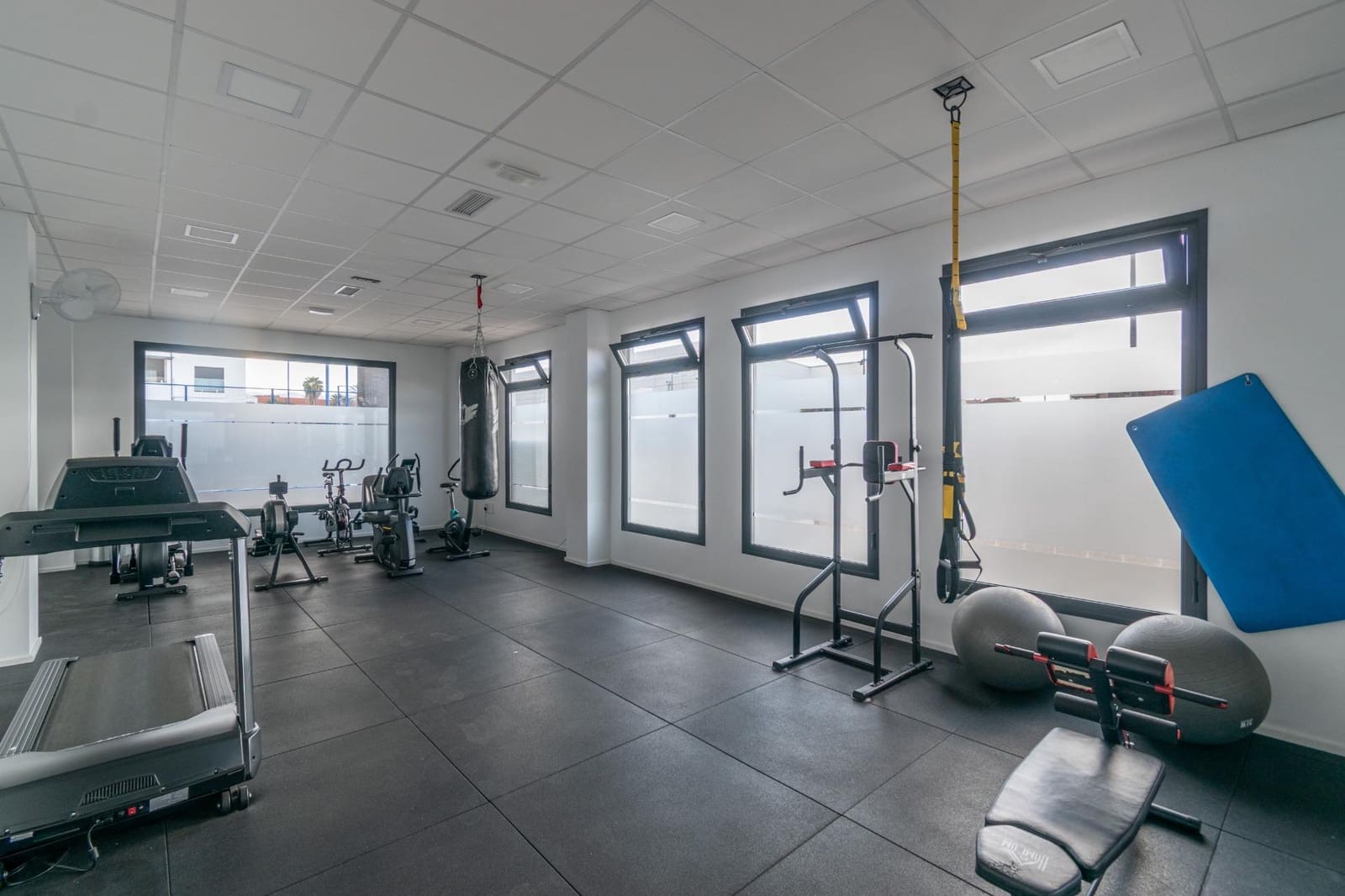 Piso de 3 habitaciones en Armilla en venta con piscina - 462.000 € (Ref: 9674983)