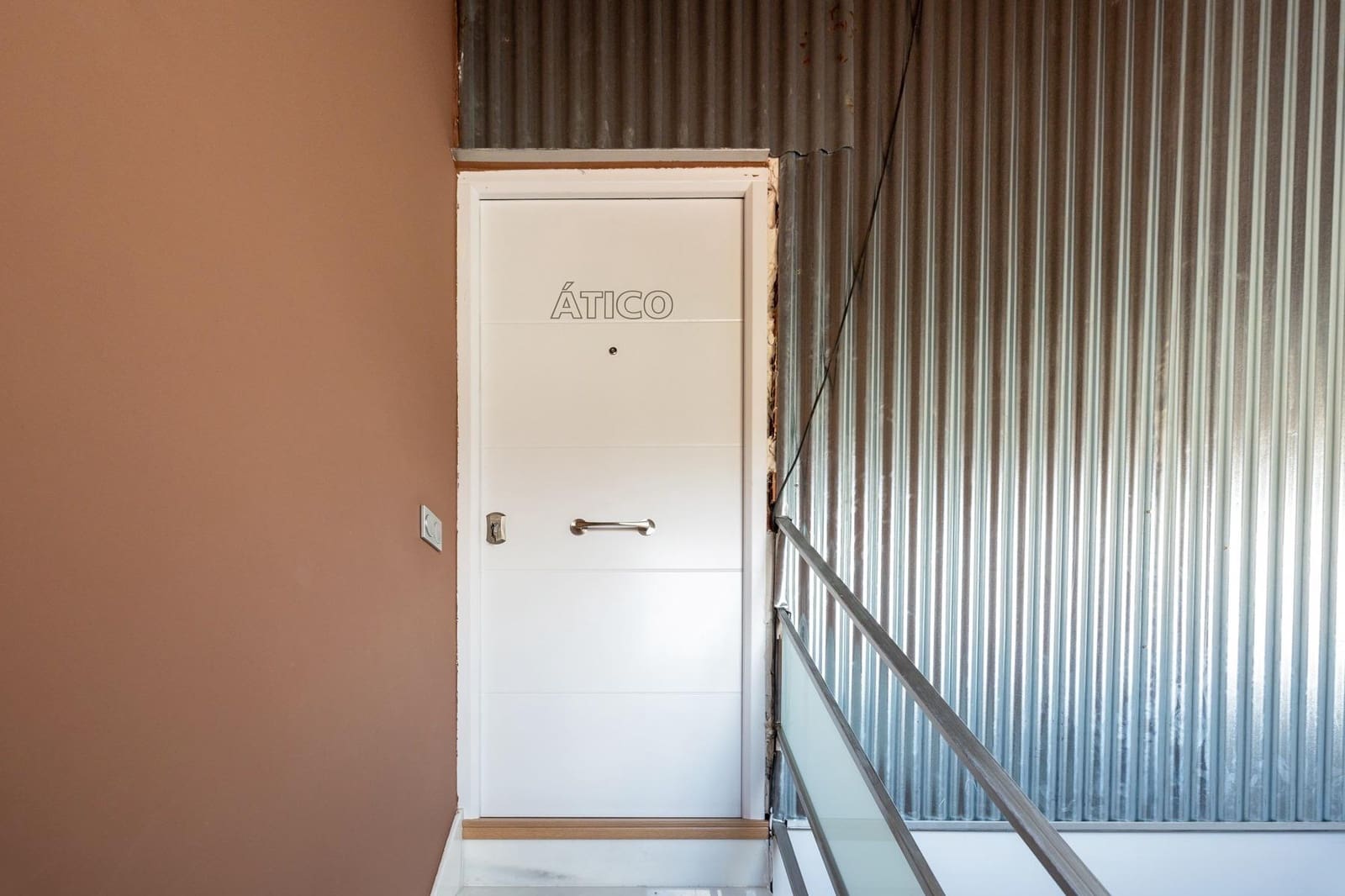 Apartamento de 4 habitaciones en La Zubia en venta con garaje - 392.000 € (Ref: 9674988)