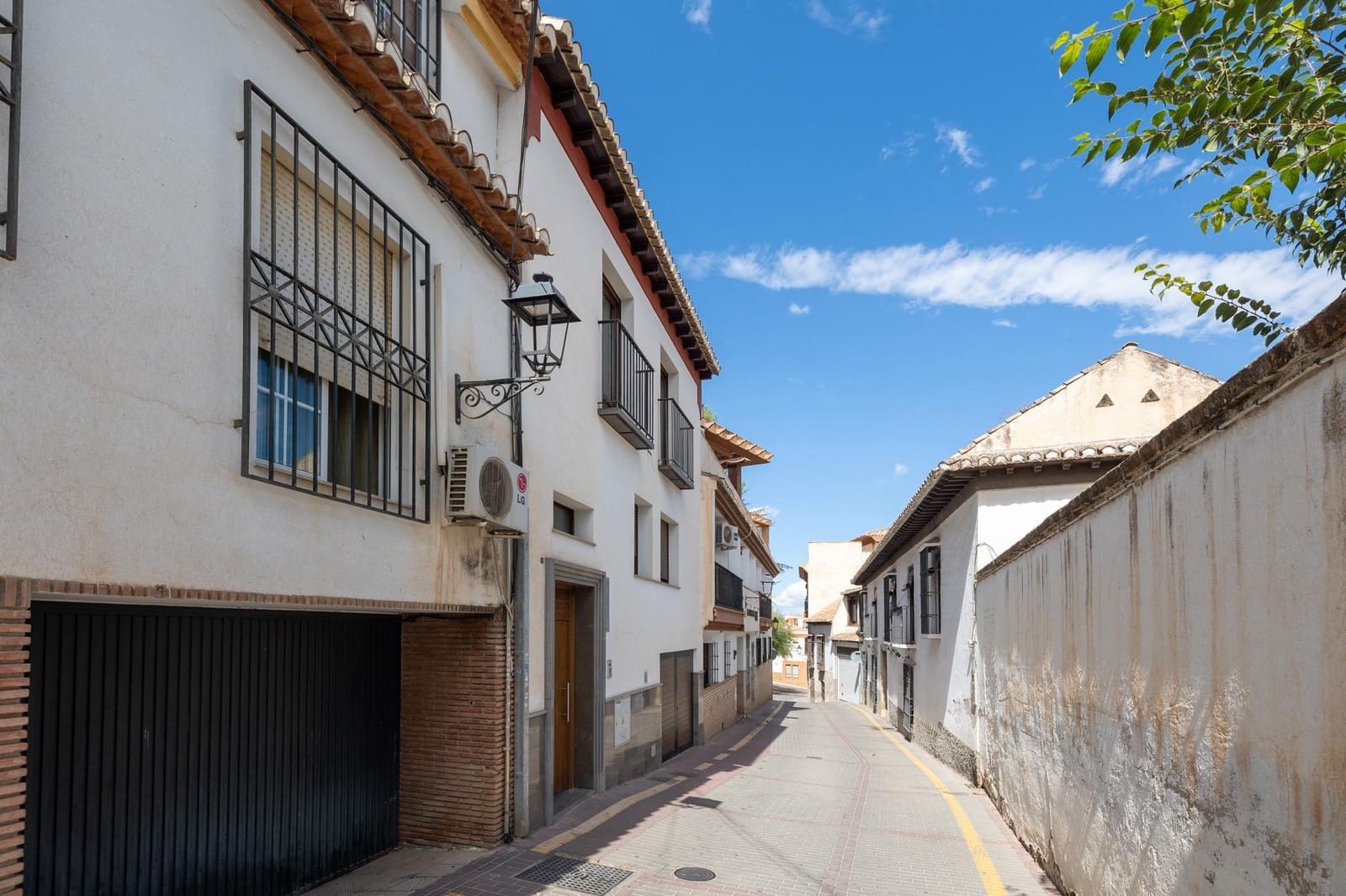 Apartamento de 4 habitaciones en La Zubia en venta con garaje - 392.000 € (Ref: 9674988)