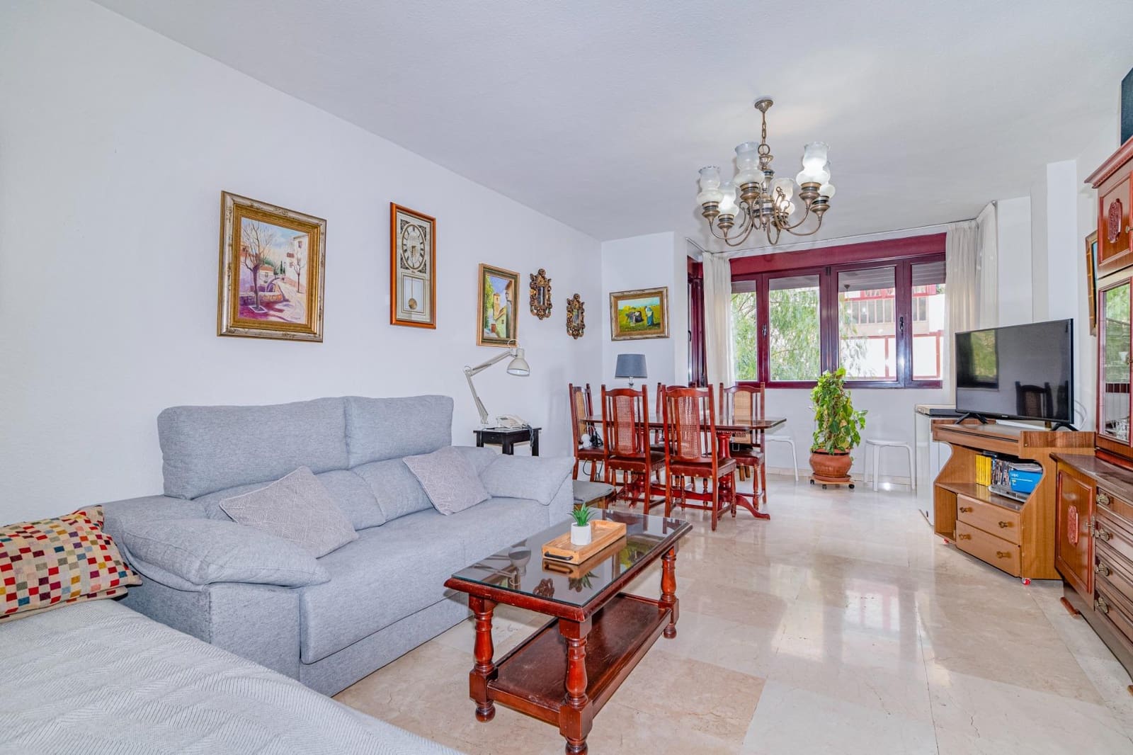 4 makuuhuone Asunto myytävänä paikassa Granada kaupunki mukana 
autotalli - 333 000 € (Ref: 9674990)