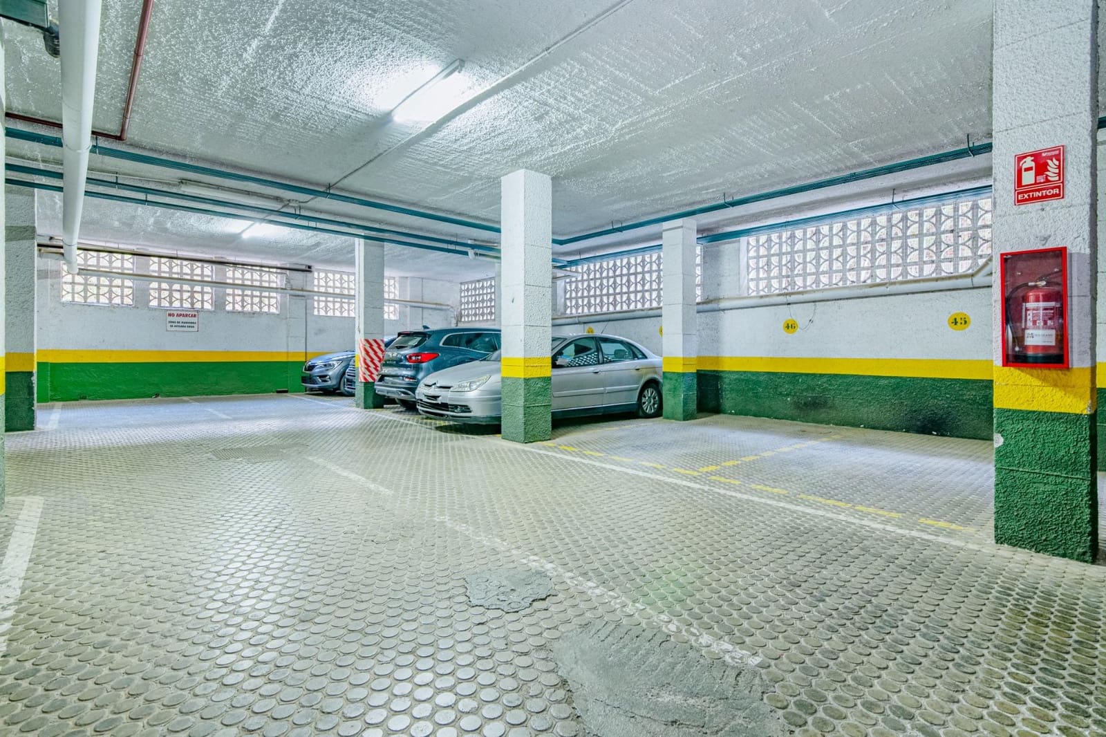 4 makuuhuone Asunto myytävänä paikassa Granada kaupunki mukana 
autotalli - 333 000 € (Ref: 9674990)