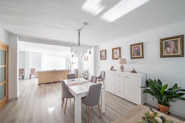 Chalet de 3 habitaciones en Güéjar Sierra en venta con garaje - 349.000 € (Ref: 9674991)