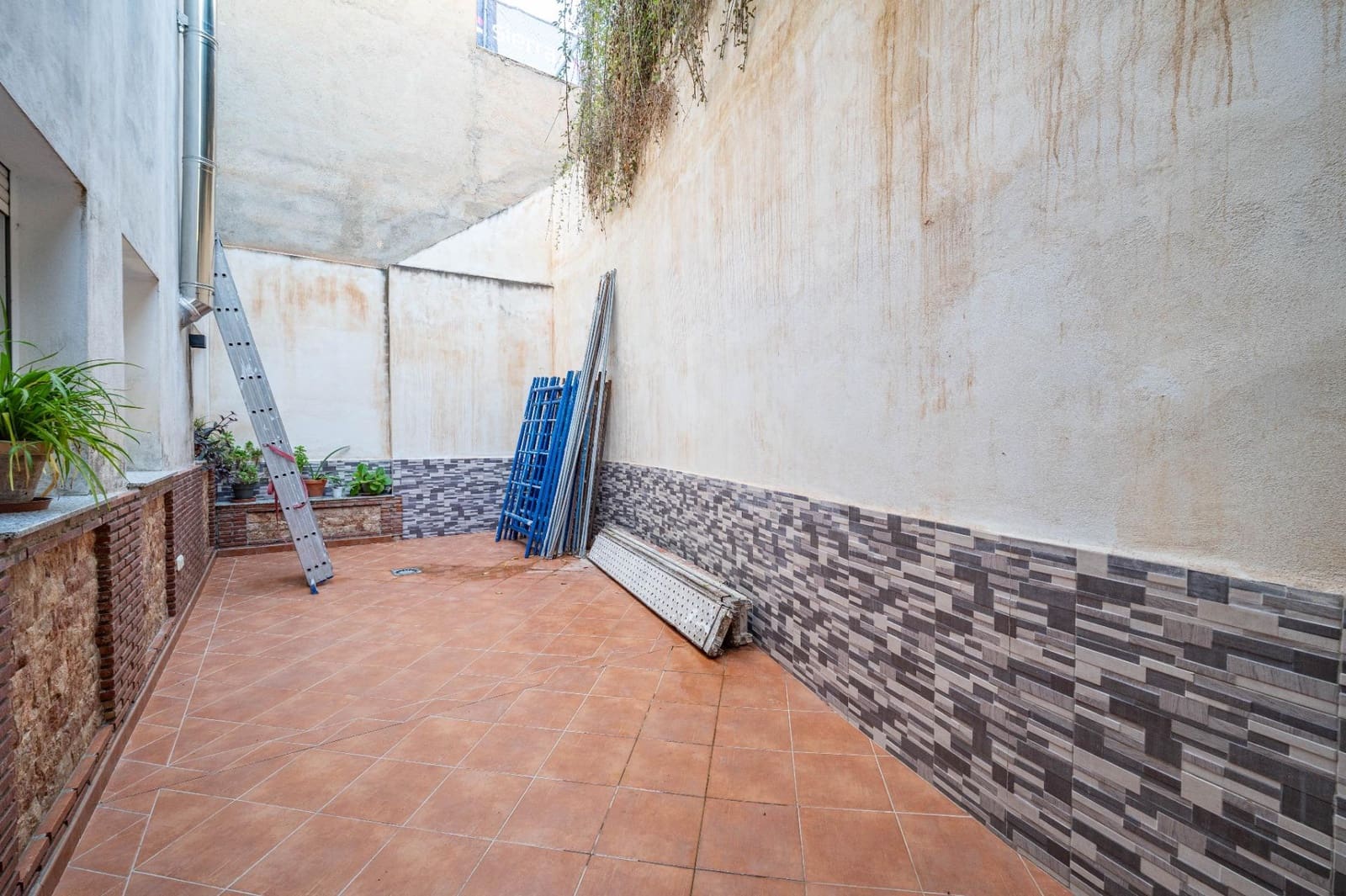 3 sypialnia Willa na sprzedaż w Guejar Sierra z garażem - 349 000 € (Ref: 9674991)