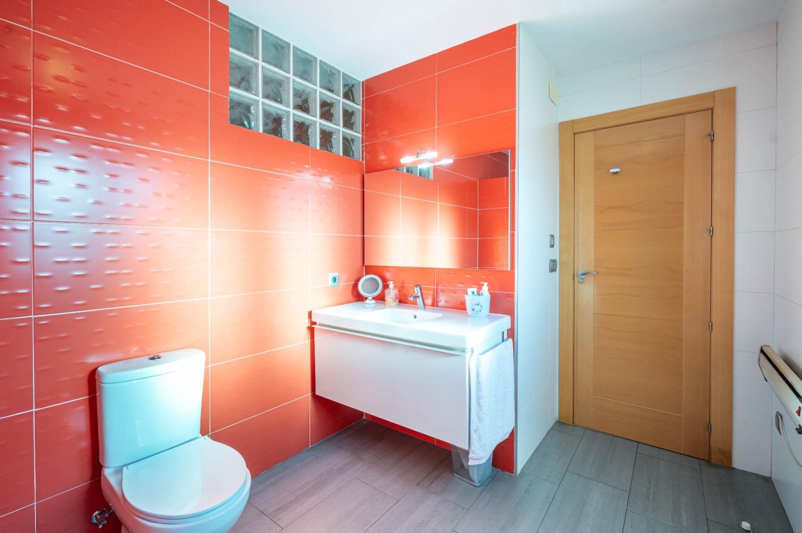 3 sypialnia Willa na sprzedaż w Guejar Sierra z garażem - 349 000 € (Ref: 9674991)