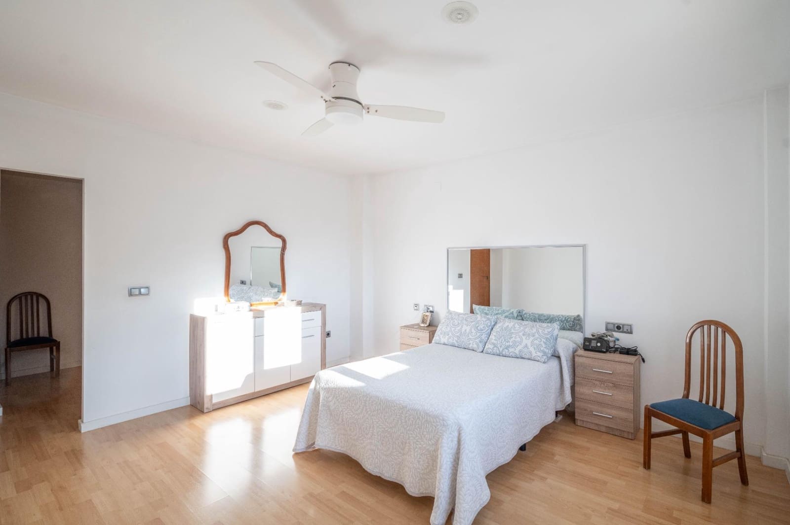 3 sypialnia Willa na sprzedaż w Guejar Sierra z garażem - 349 000 € (Ref: 9674991)