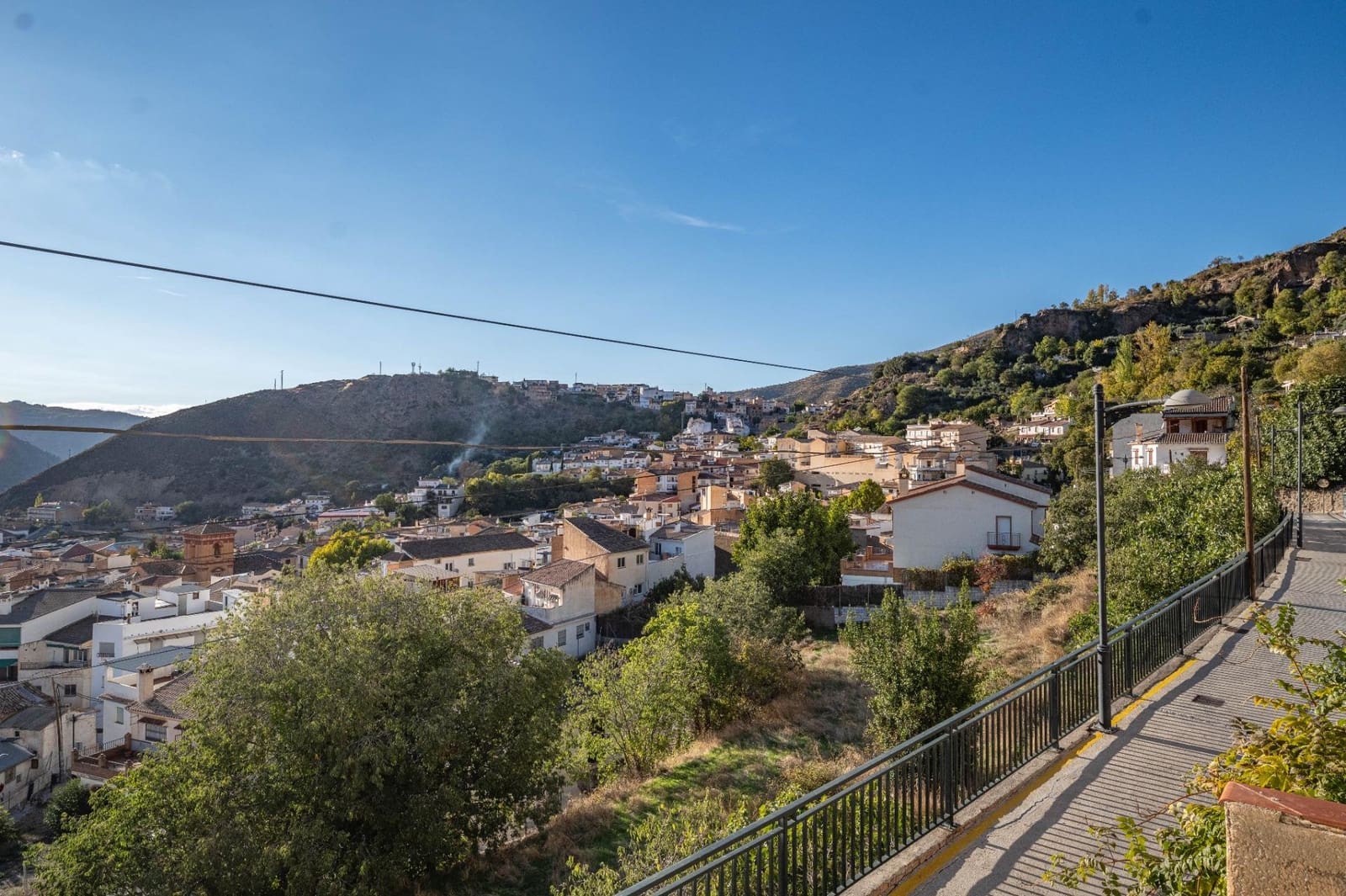 3 sypialnia Willa na sprzedaż w Guejar Sierra z garażem - 349 000 € (Ref: 9674991)