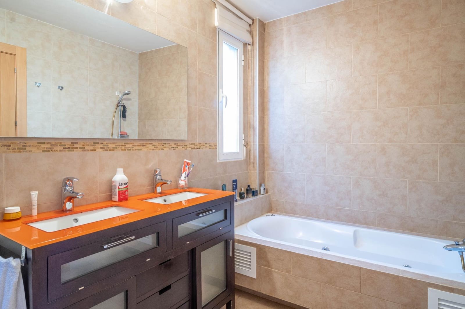 3 sypialnia Willa na sprzedaż w Guejar Sierra z garażem - 349 000 € (Ref: 9674991)