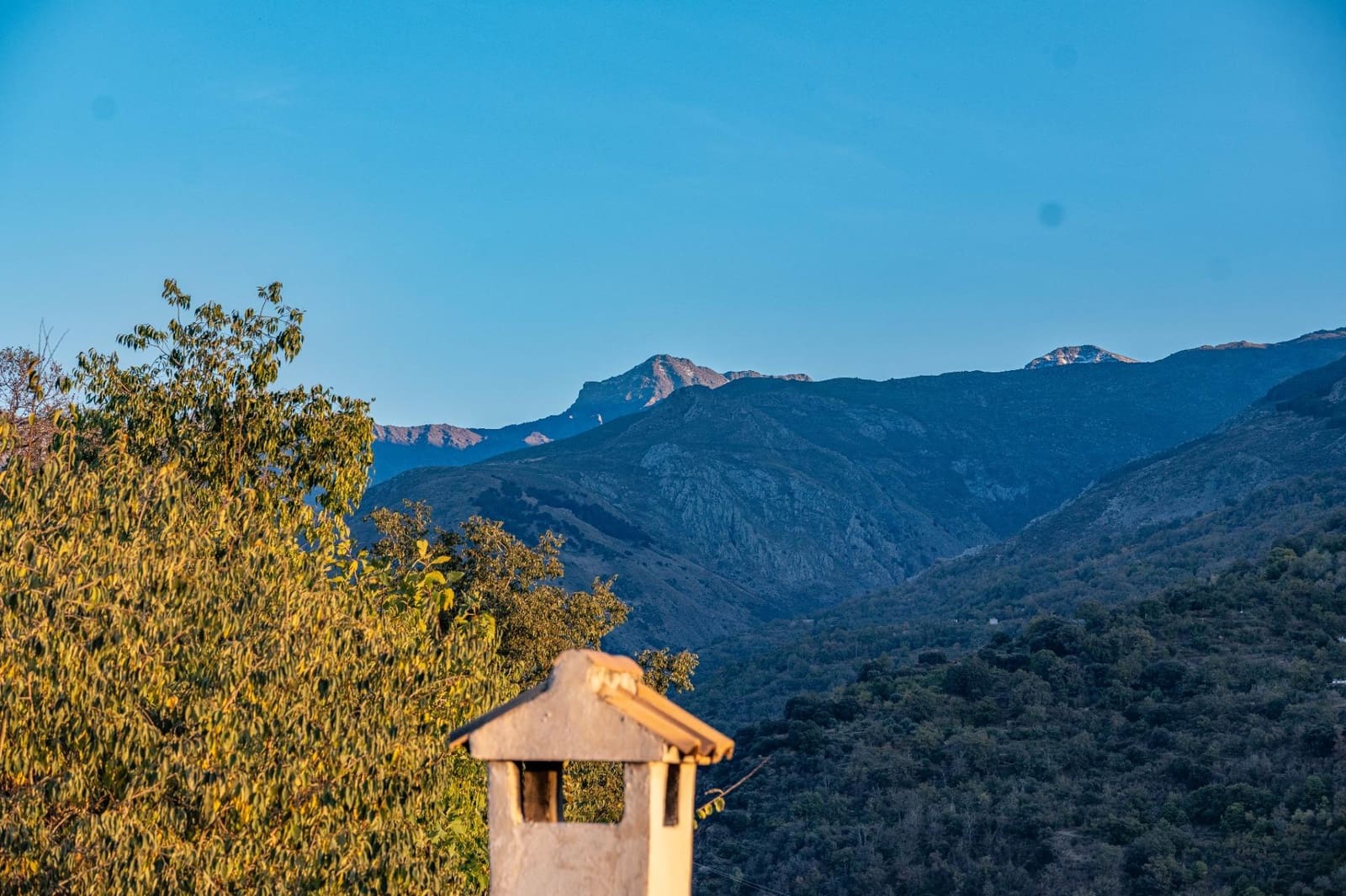 3 sypialnia Willa na sprzedaż w Guejar Sierra z garażem - 349 000 € (Ref: 9674991)