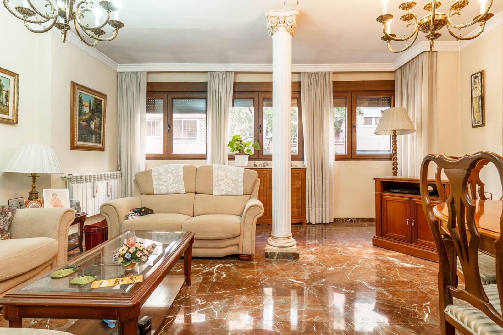 3 slaapkamer Flat te koop in Granada stad - € 390.000 (Ref: 9674992)