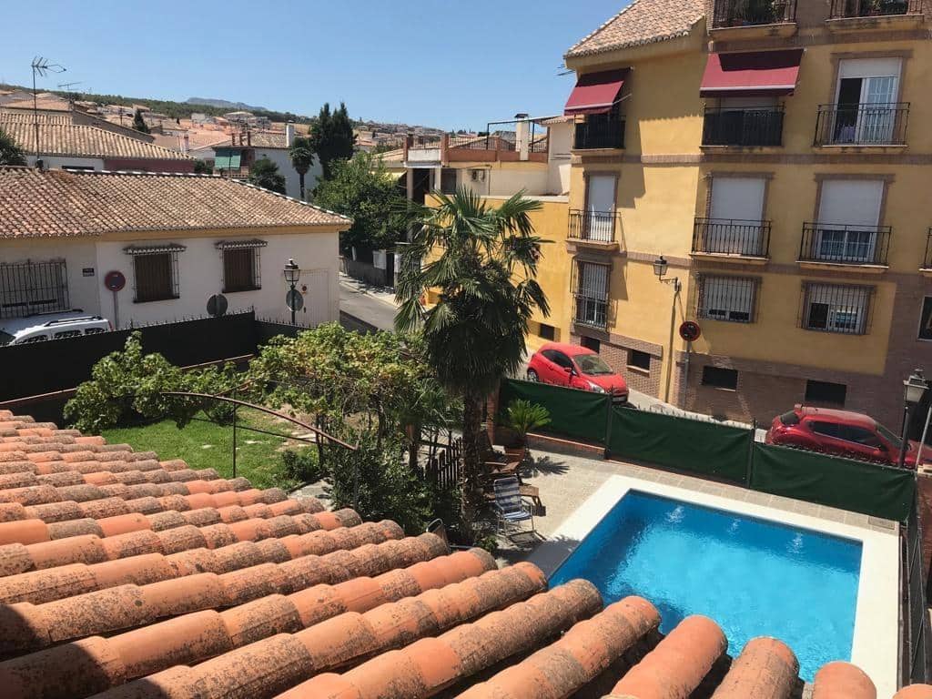 5 bedroom Villa for sale in La Zubia with garage - € 460,000 (Ref: 9674993)