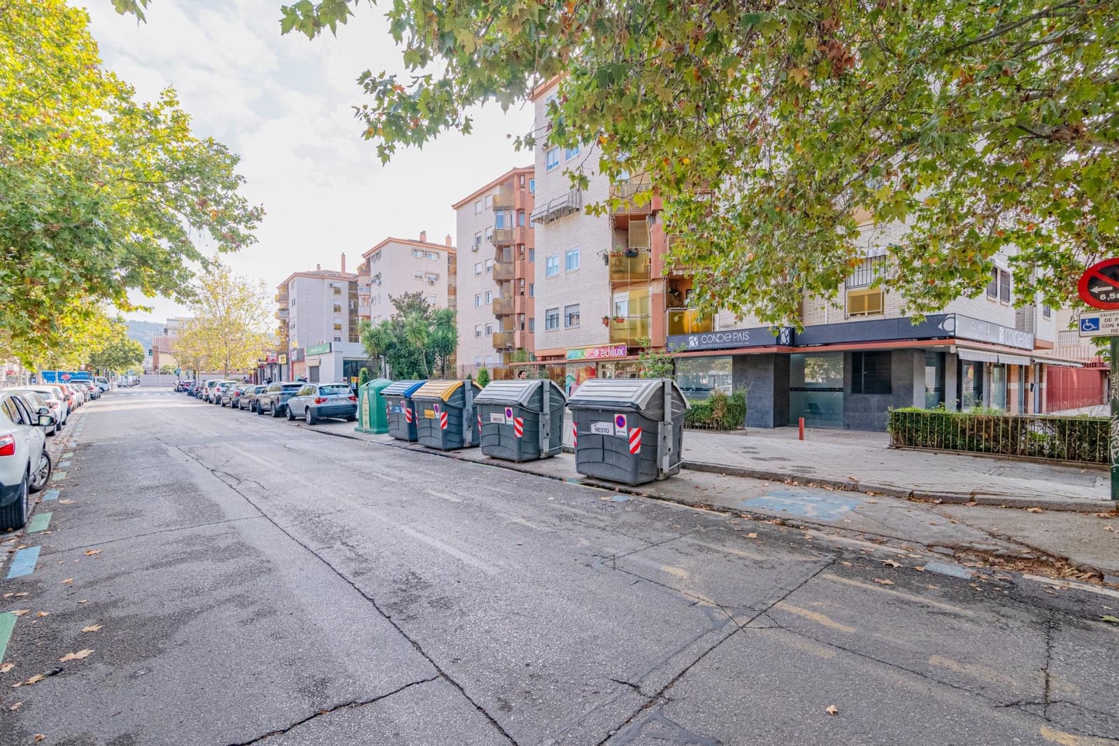 4 bedroom Flat for sale in Granada city with garage - € 360,000 (Ref: 9674999)