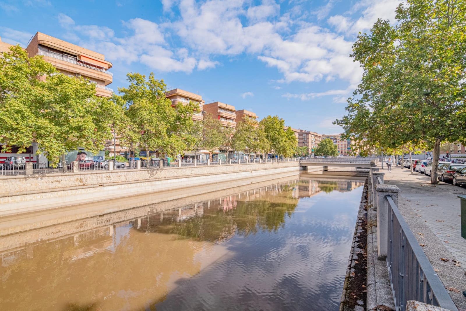 4 bedroom Flat for sale in Granada city with garage - € 360,000 (Ref: 9674999)